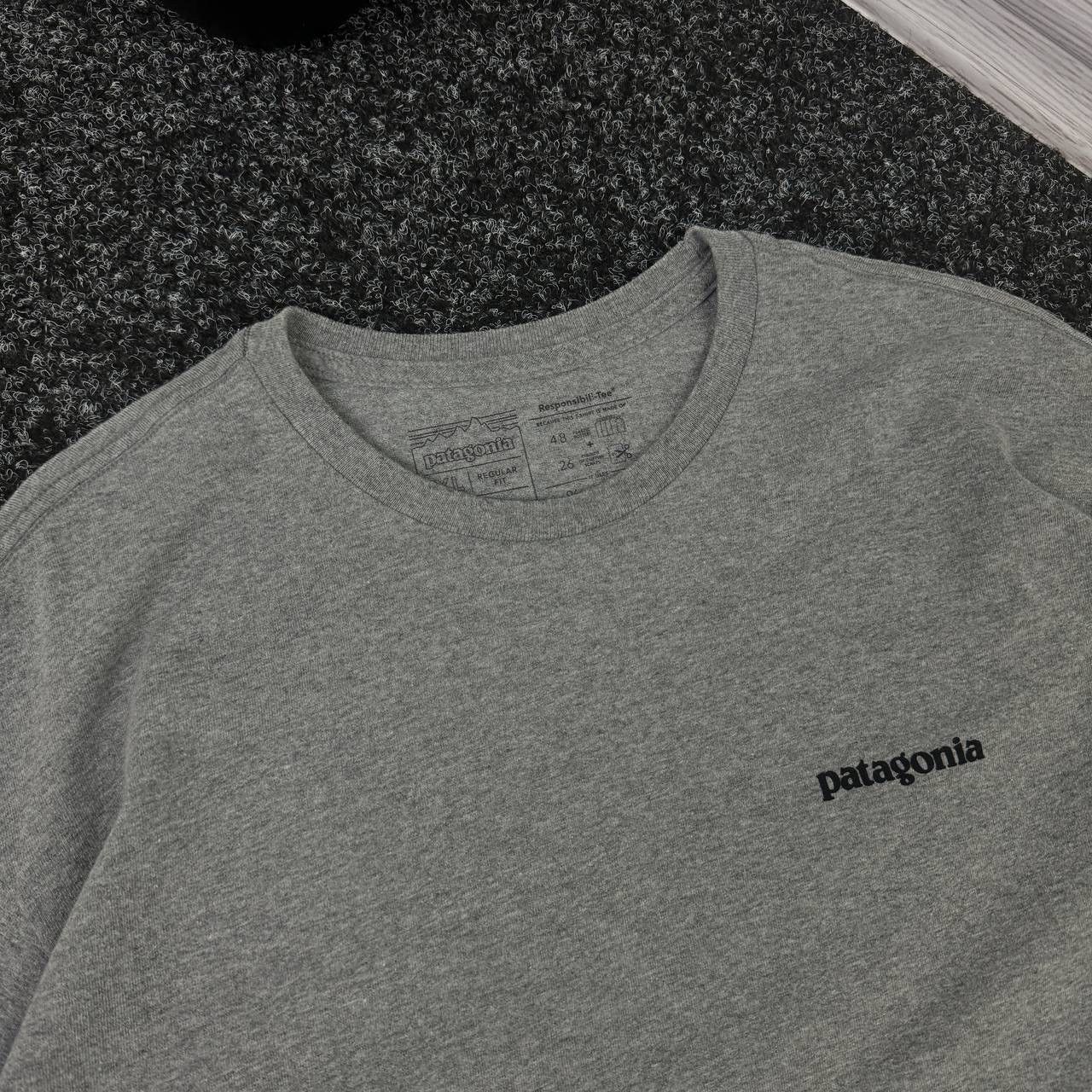 Patagonia Patagonia big logo Gorpcore style longsleeve techwear y2k Size US XL / EU 56 / 4 - 4 Thumbnail