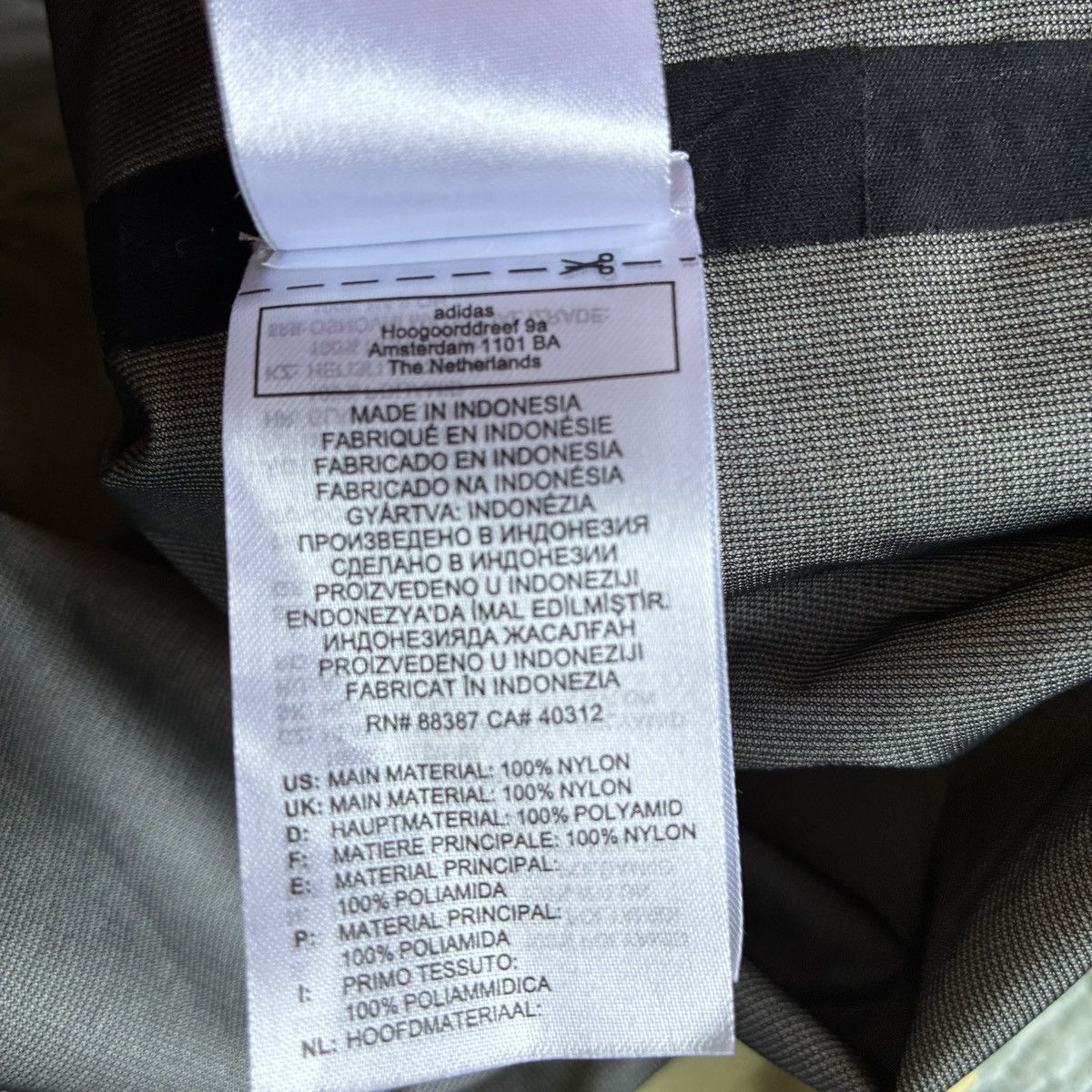 Adidas × Fear of God EXTREMELY rare Adidas x Fear of God Athletics SAMPLE Parka Size US XL / EU 56 / 4 - 11 Thumbnail