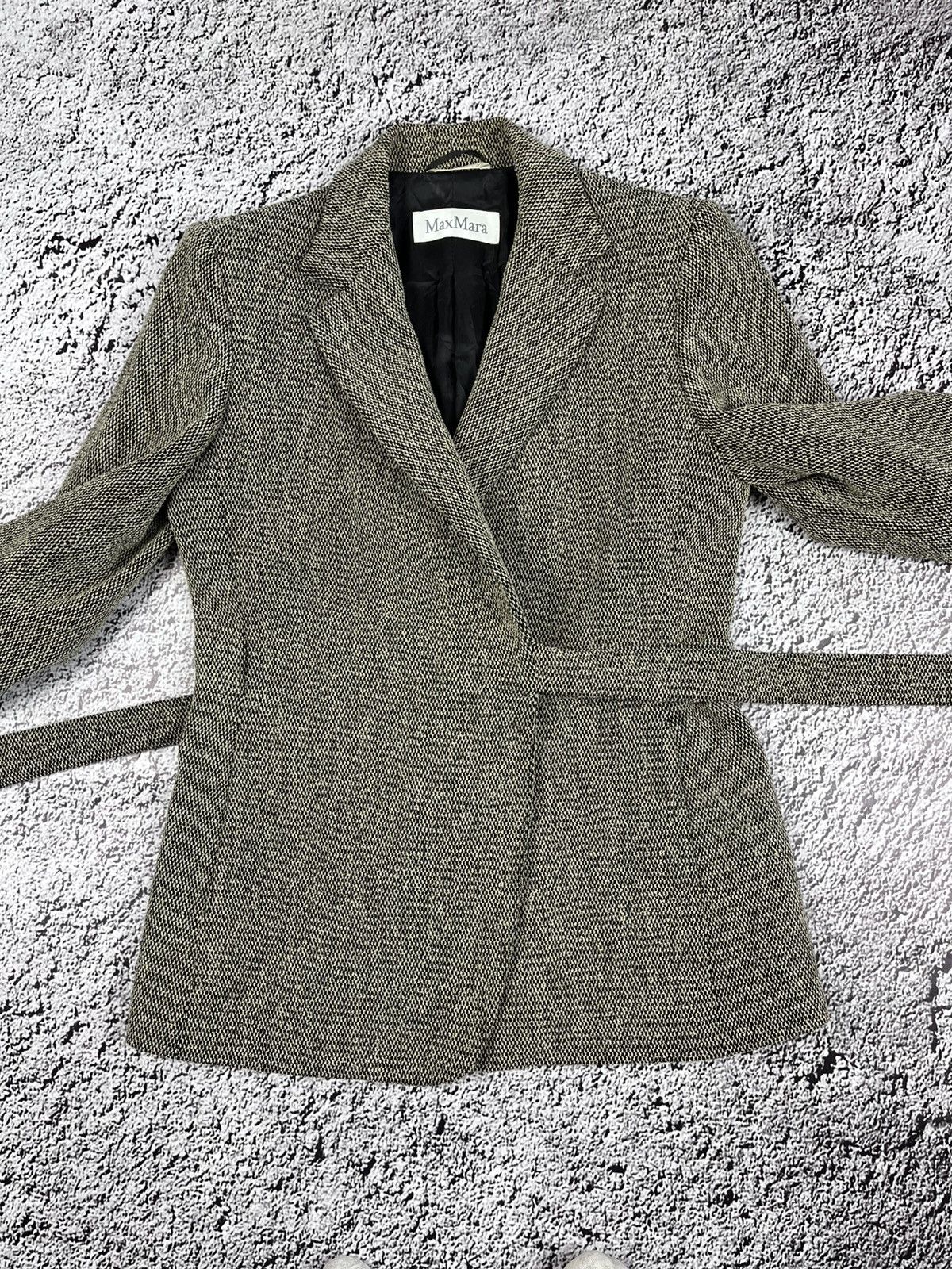 Max Mara Vintage Max Mara virgin wool jacket belt blazer old money Size S / US 4 / IT 40 - 8 Thumbnail