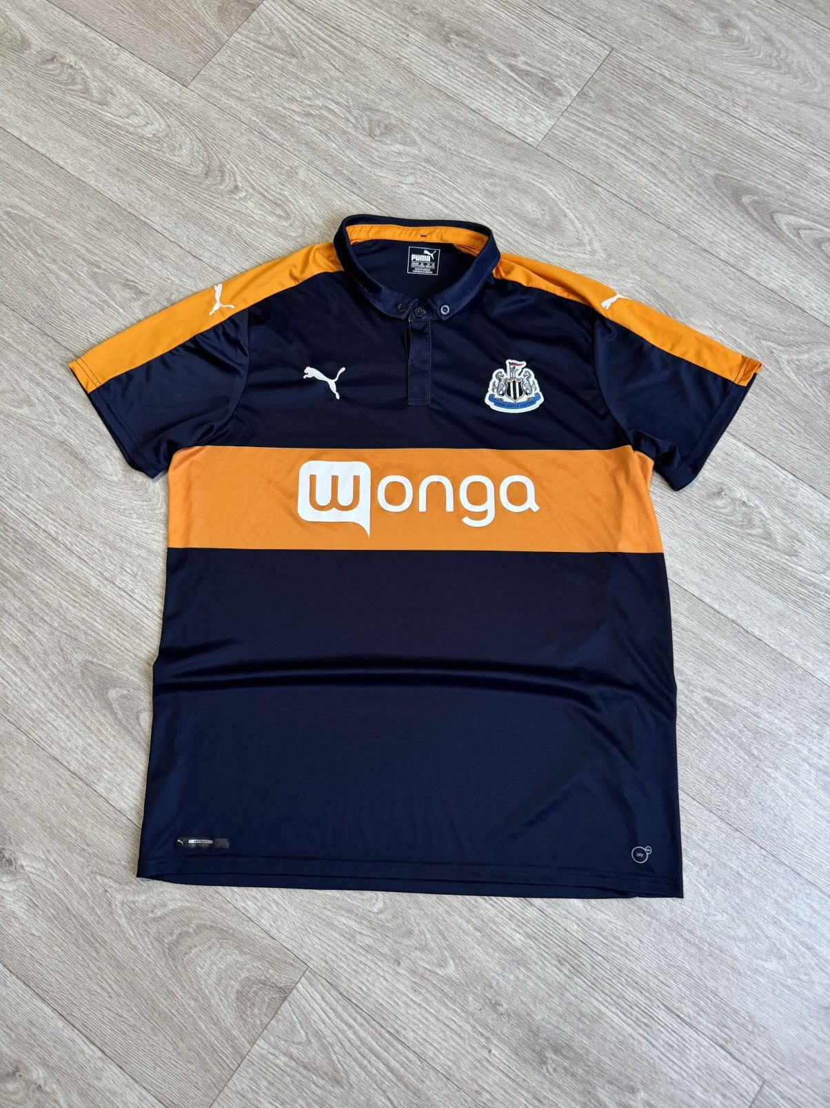 Puma 🔷Puma Newcastle United 2016/17 Soccer jersey🔷 Size US XXL / EU 58 / 5 - 1 Thumbnail