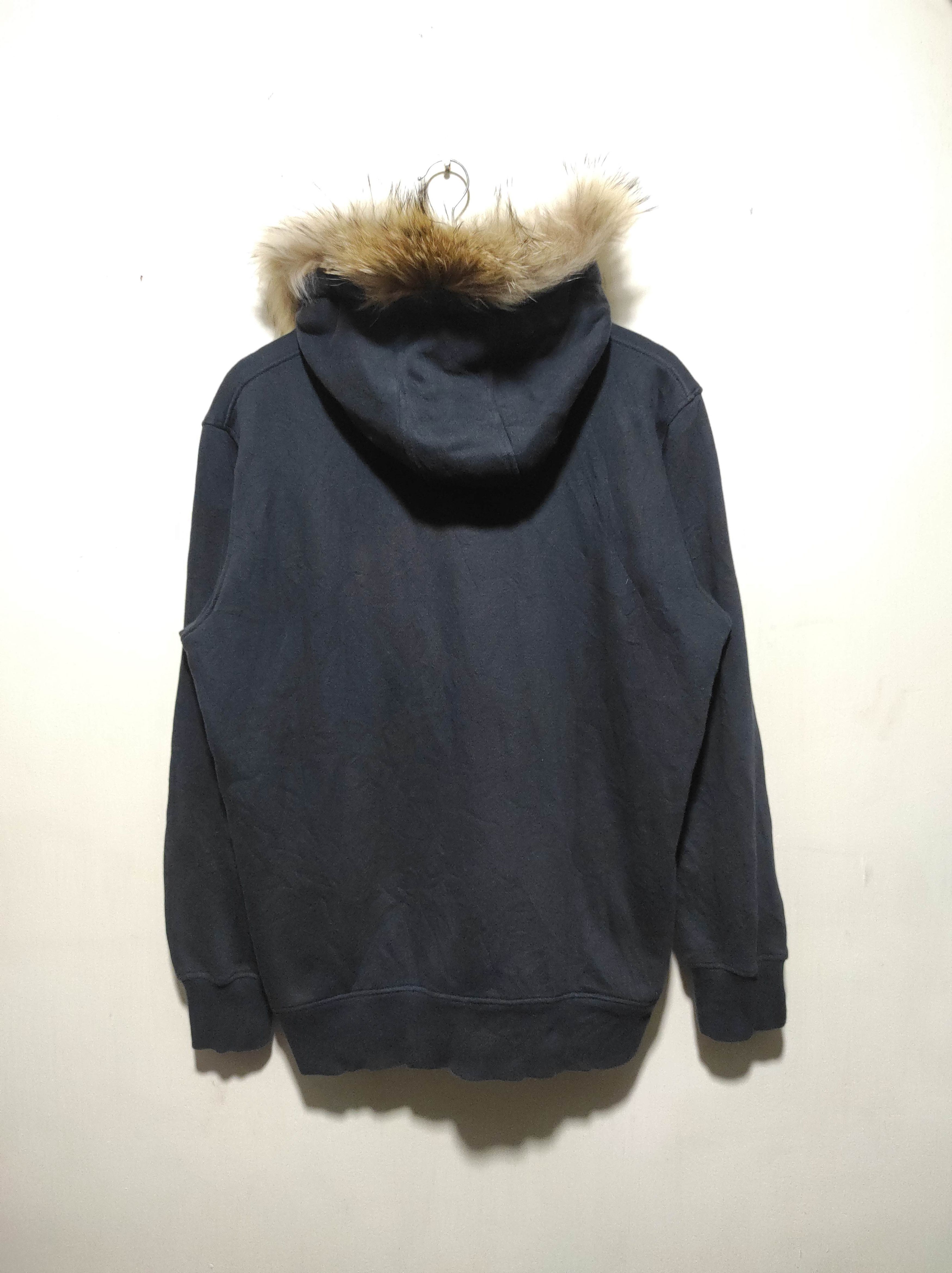 Uniqlo Uniqlo Sherpa Zip Fur Hoodie i6w9 LGB style Size US L / EU 52-54 / 3 - 12 Thumbnail