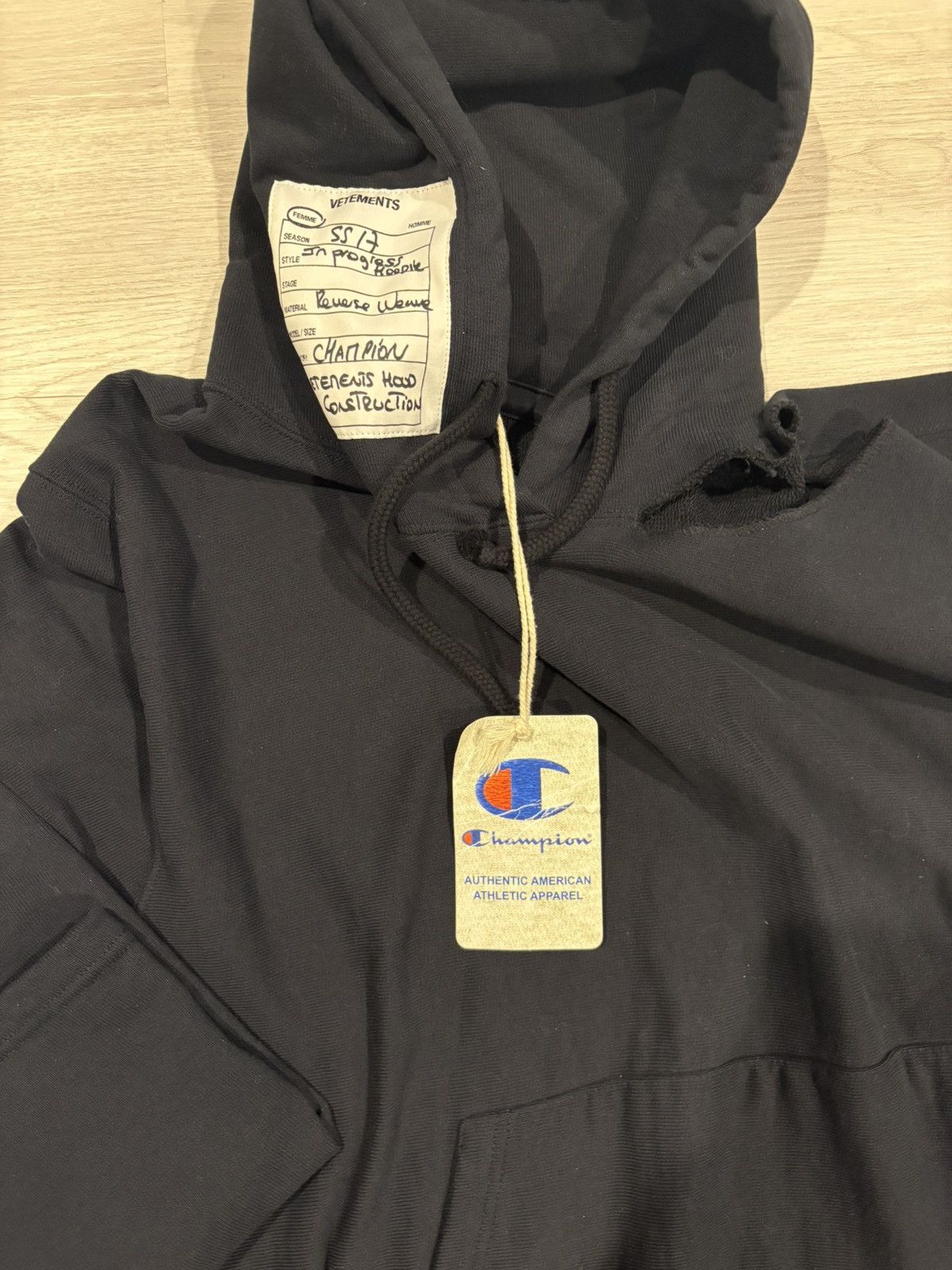Vetements SS17 Vetements x Champion 'In Progress' Cut Out Black