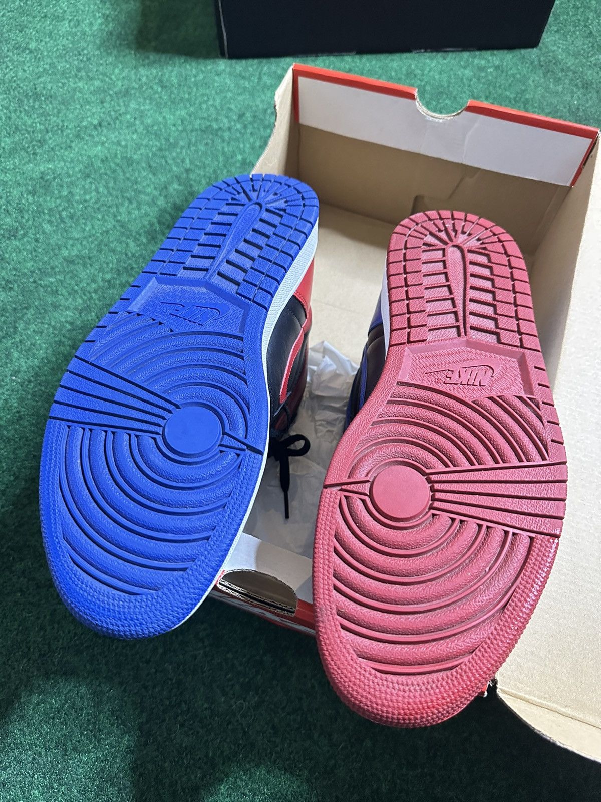 Jordan Brand Air Jordan 1 “top 3” Size US 12 / EU 45 - 9 Thumbnail