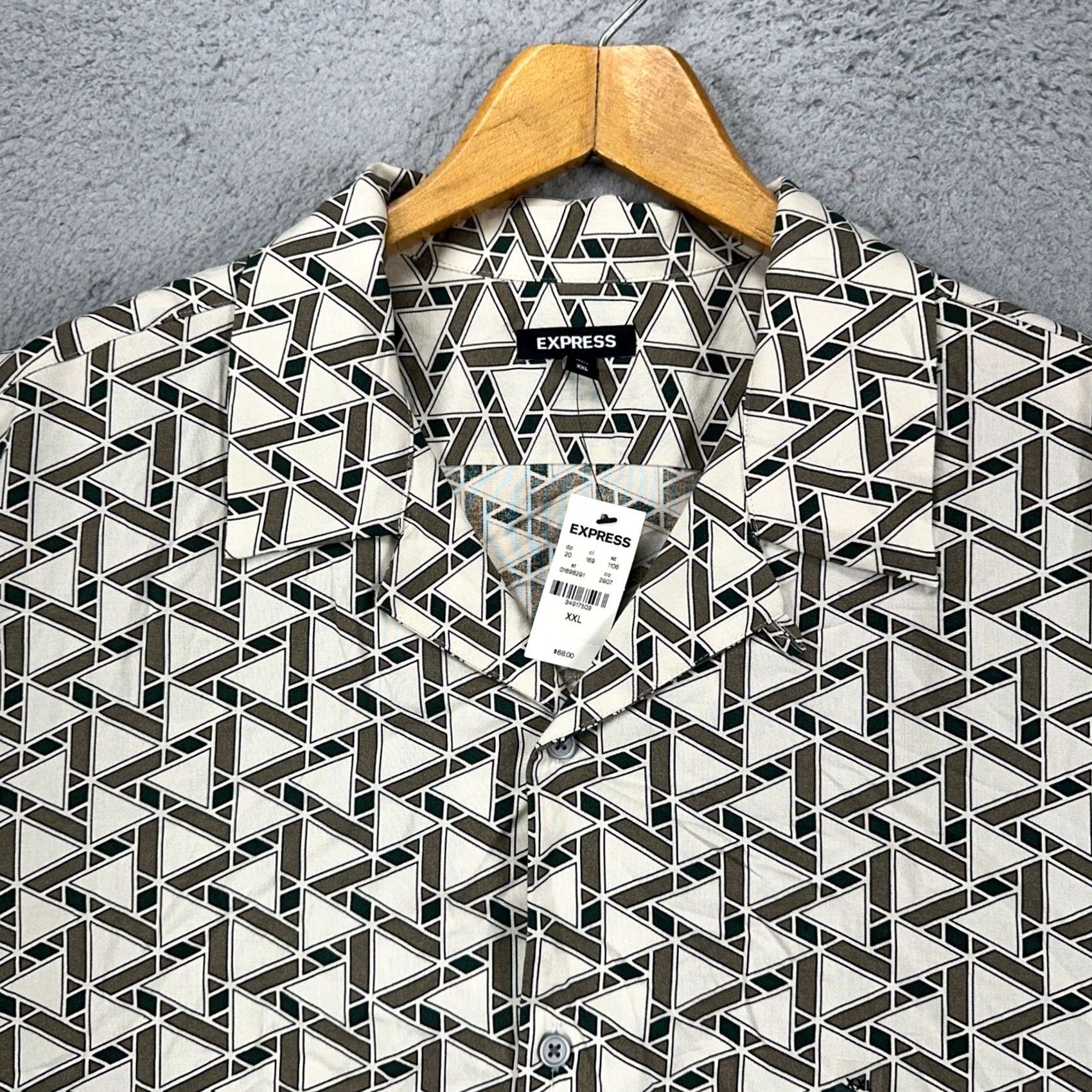 Express VINTAGE Express Mens Button Up Shirt 2XL Gray Geometric Print Short Sleeve Casual NEW Size US XXL / EU 58 / 5 - 2 Thumbnail