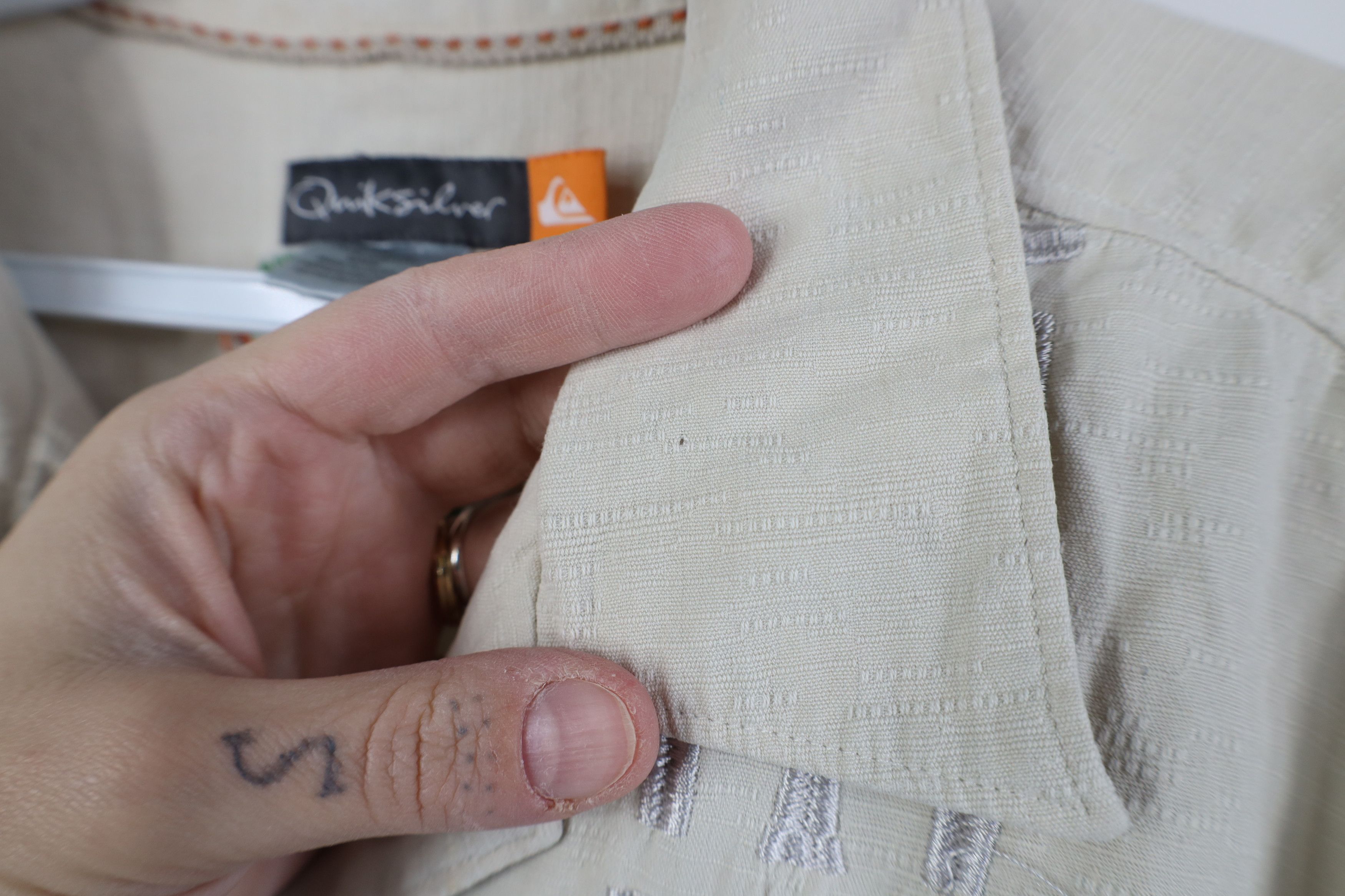 Quiksilver Vintage Quiksilver Surfing Silk Tribal Camp Button Shirt Size US M / EU 48-50 / 2 - 4 Thumbnail