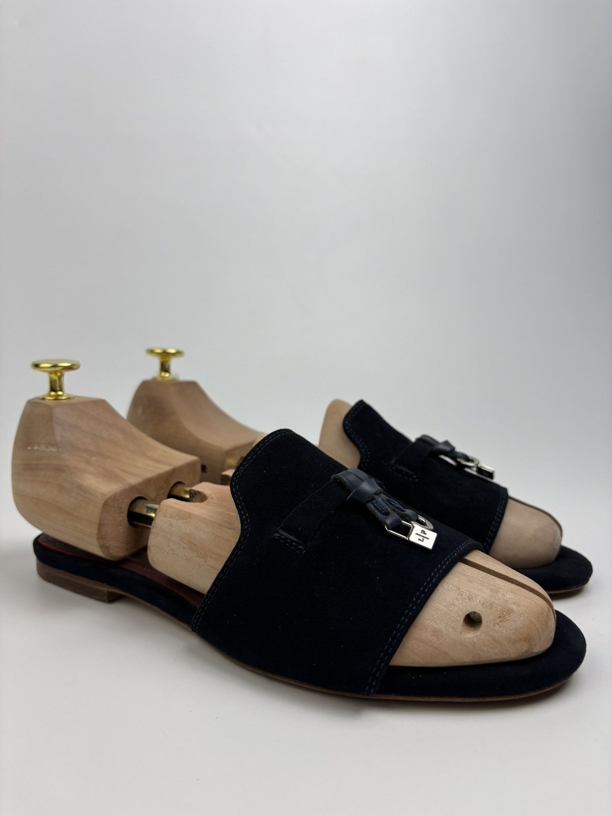 Loro Piana Loro Piana Summer Charm Suede Slides Size US 7 / IT 37 - 1 Thumbnail