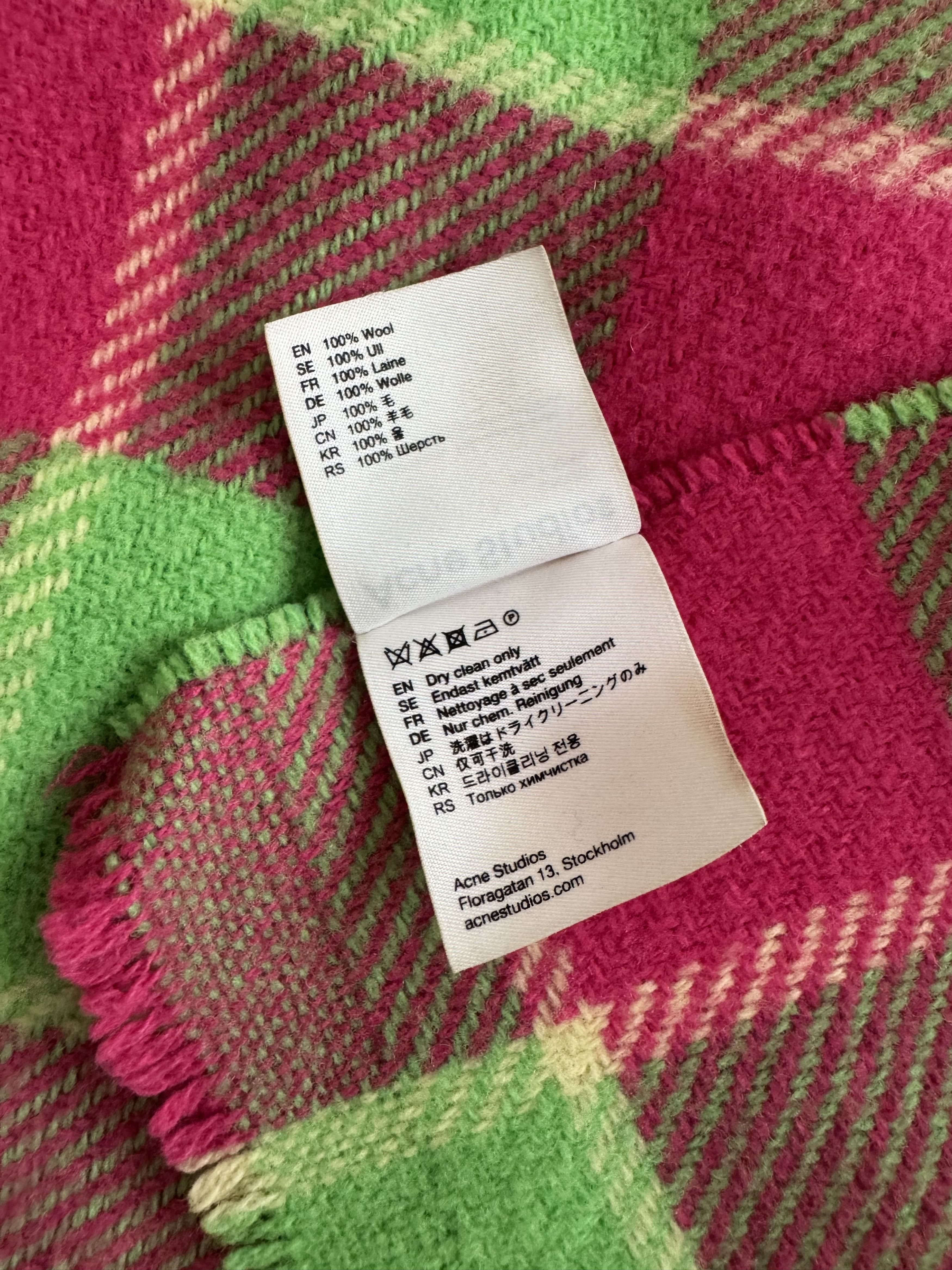 Acne Studios Acne Studios Oversized Tartan Wool Scarf Size ONE SIZE - 4 Thumbnail