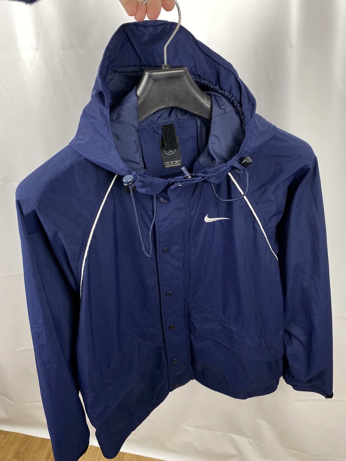 Nike × Vintage Nike Vintage Windbreaker Hooded Jacket size S Size US S / EU 44-46 / 1 - 8 Thumbnail