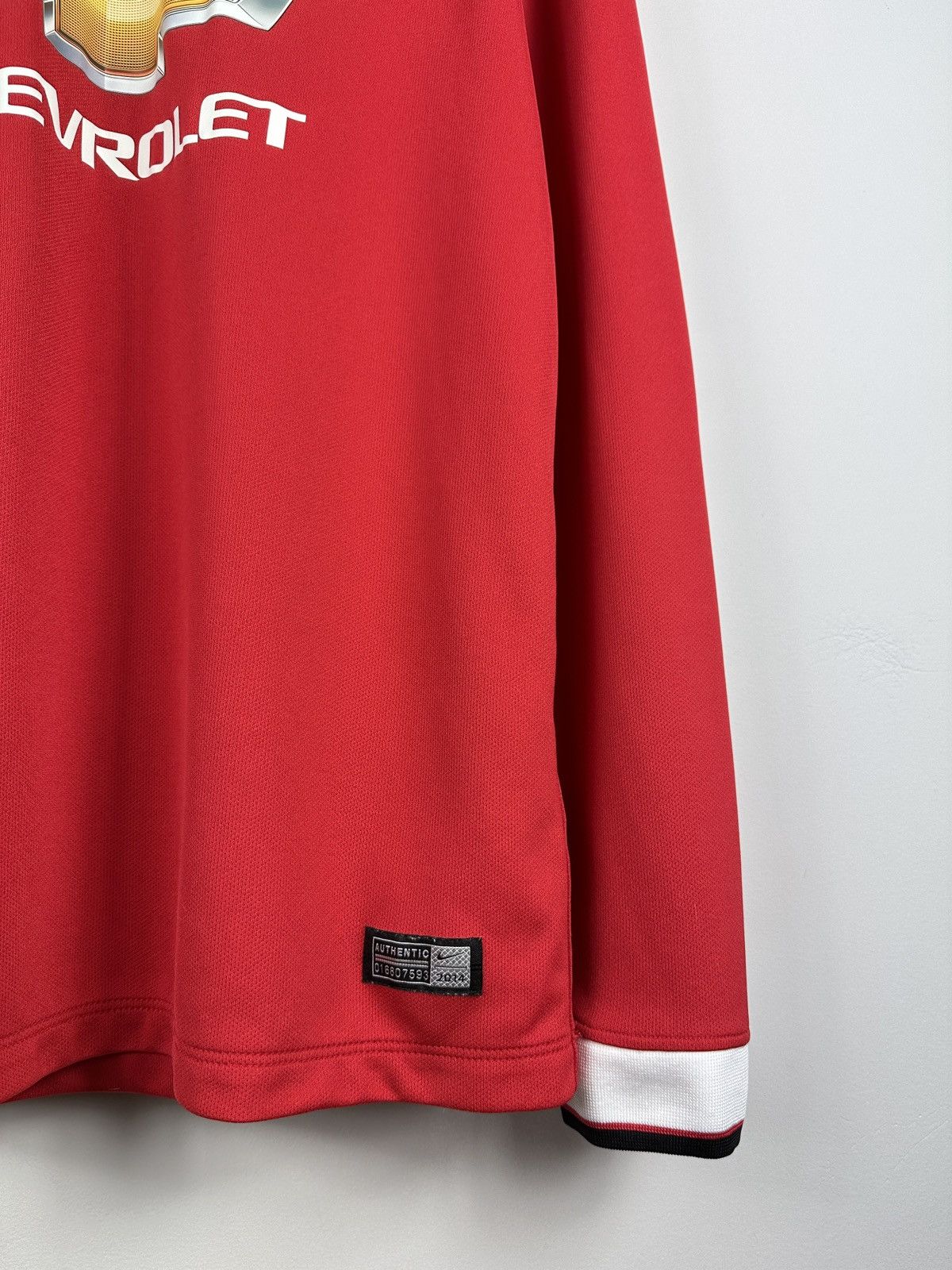 Nike #4 Jones Manchester United Nike Long Sleeve Soccer Jersey Size US M / EU 48-50 / 2 - 6 Thumbnail