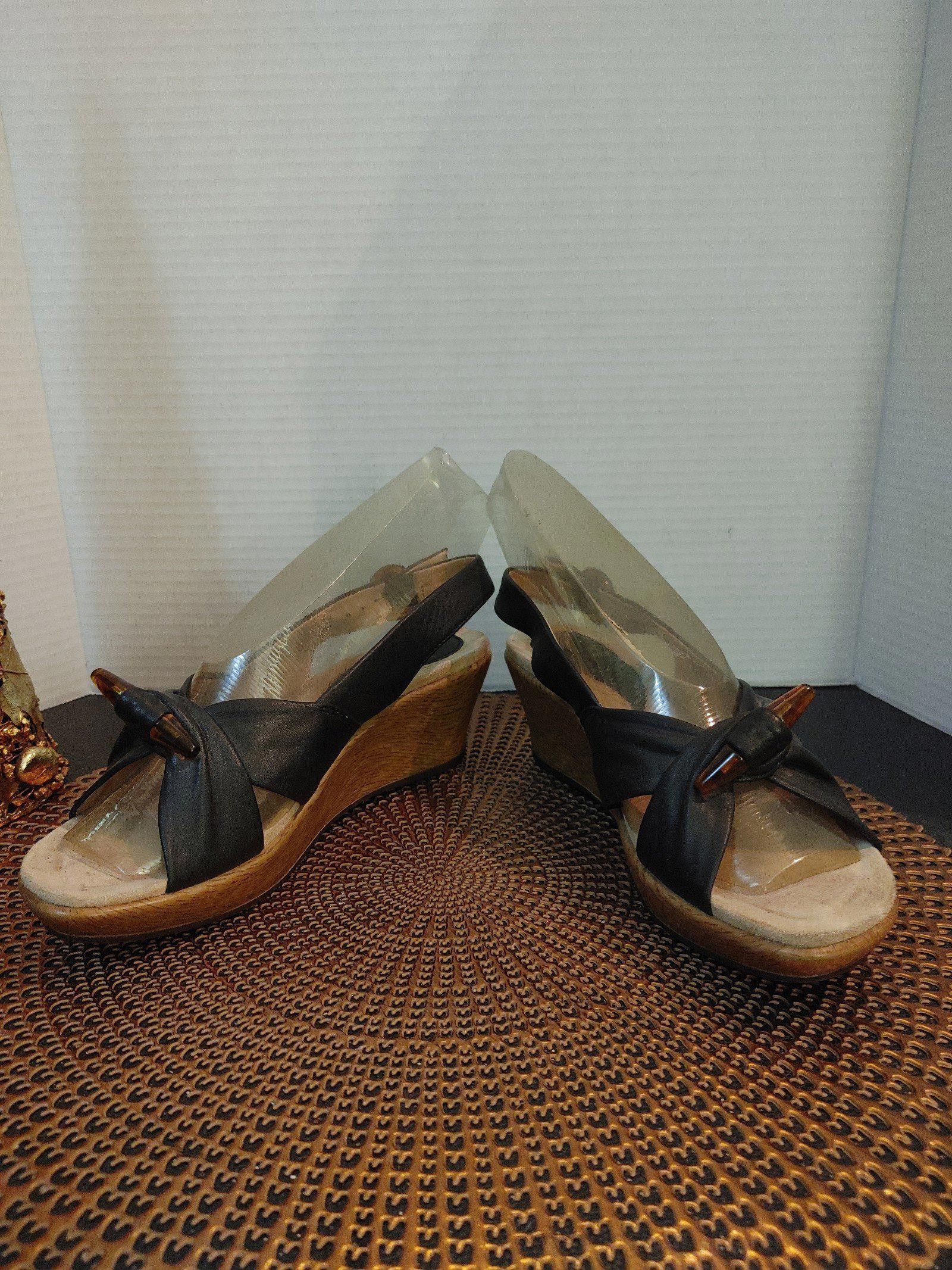 Designer Dansko Leather Peep Toe Wedge Heels Size 37 Size US 6.5 / IT 36.5 - 5 Thumbnail