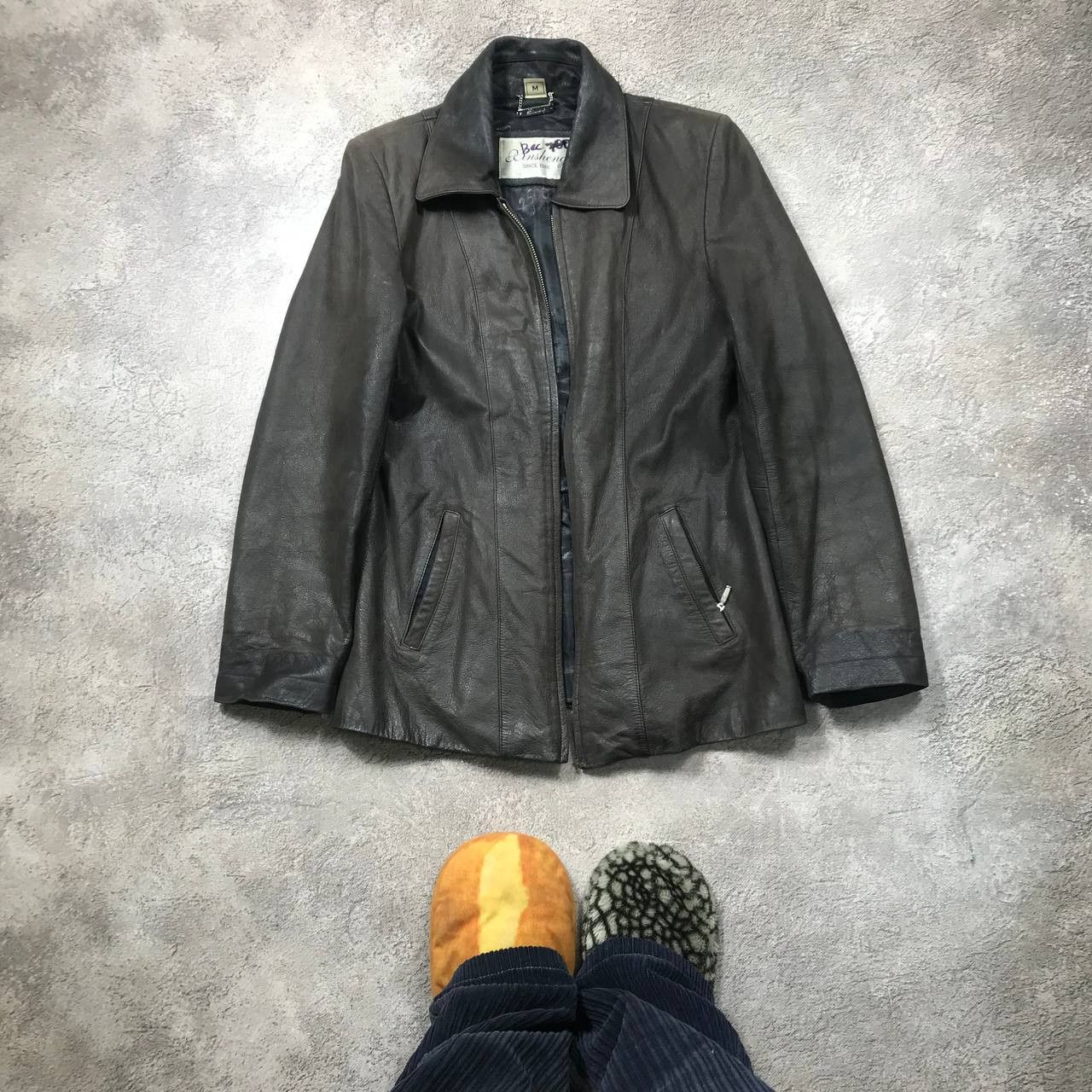 Vintage Vintage 90s Faded Leather Jacket Streetwear Grunge Cropped M Size M / US 6-8 / IT 42-44 - 1 Thumbnail