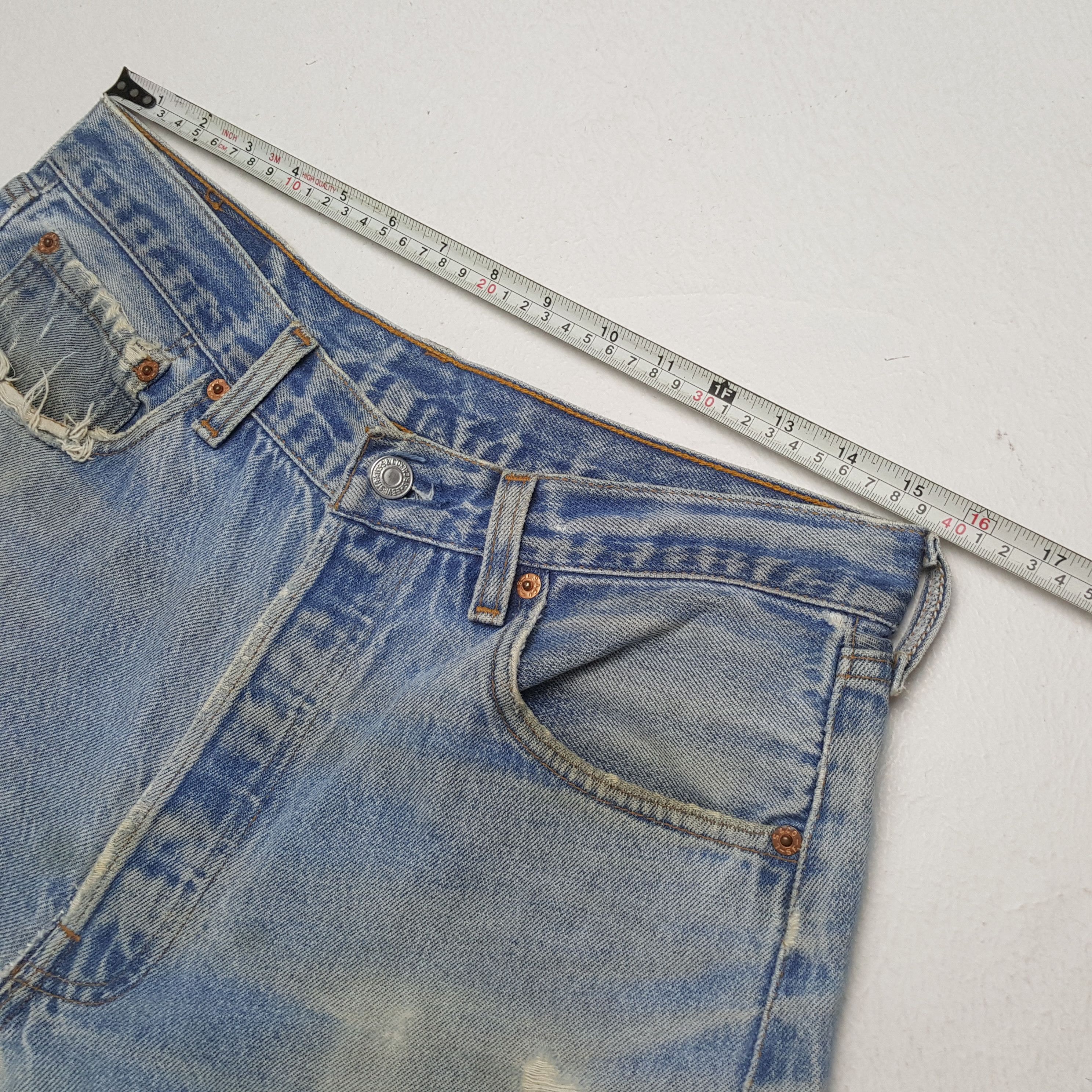 Levi's × Vintage LEVI'S 501 Daily Streetwear Style Distressed Jeans Size US 31 - 7 Thumbnail