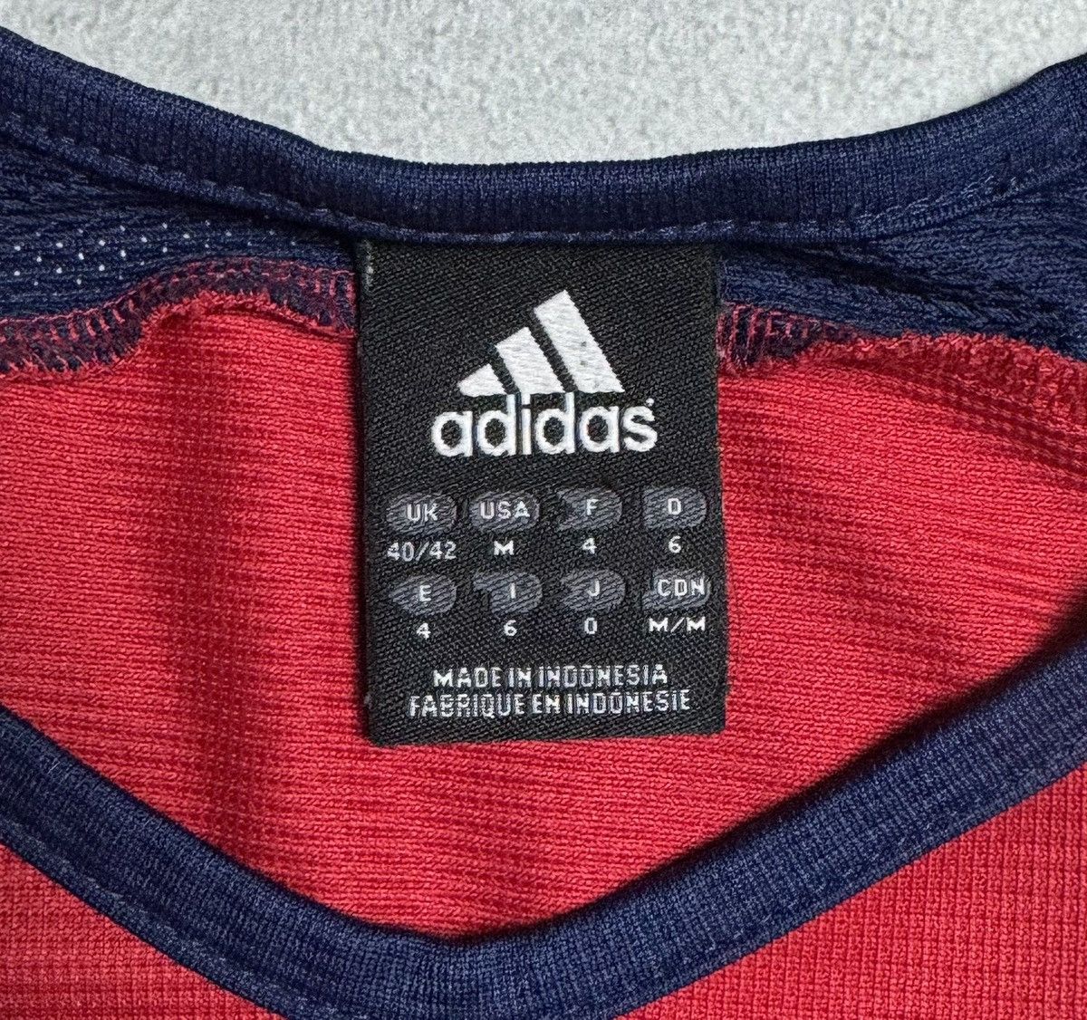 Adidas Spain 2003 2004 2005 Training Shirt Soccer Jersey Adidas Size US M / EU 48-50 / 2 - 10 Thumbnail