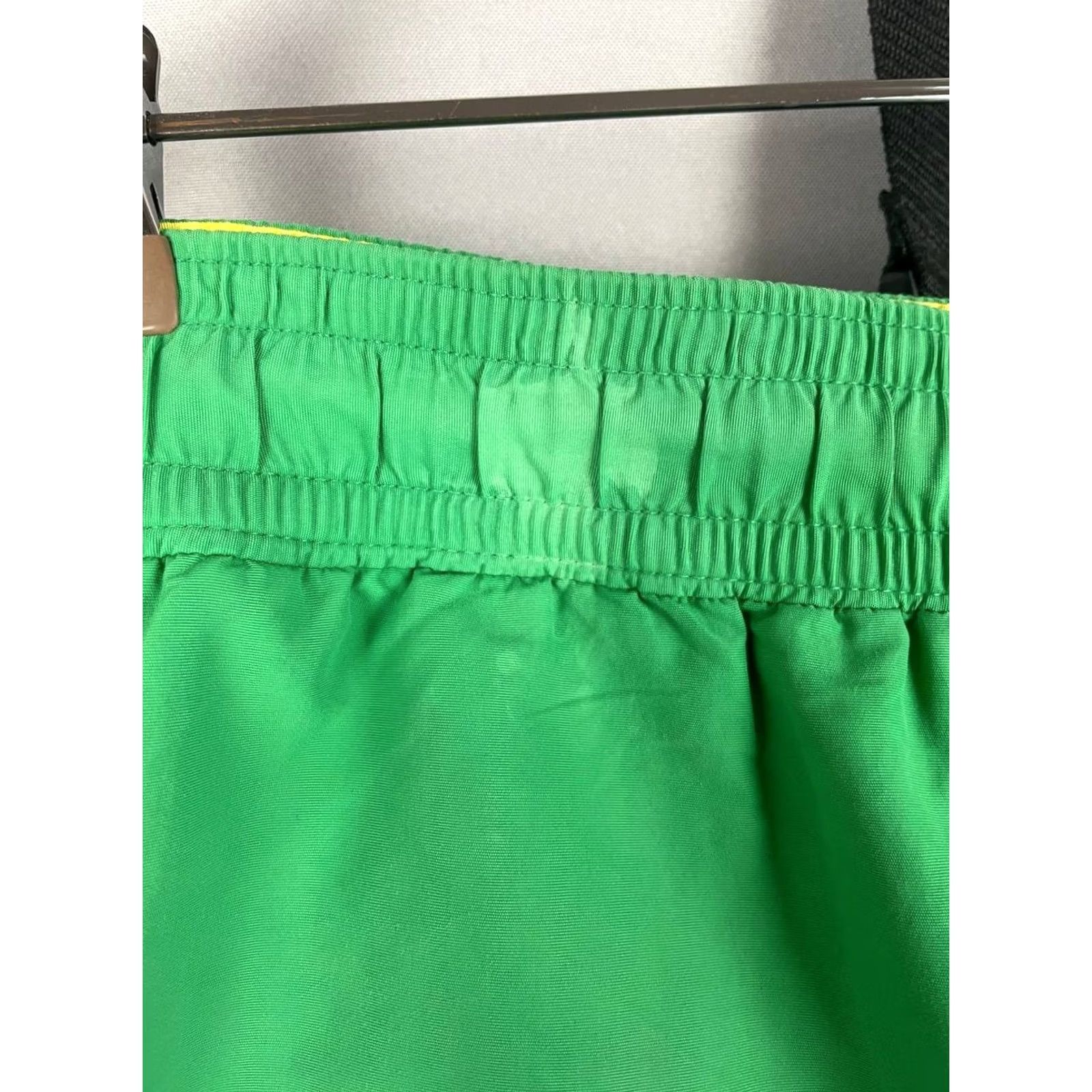 Polo Ralph Lauren Polo Ralph Lauren Mens Shorts XL Green Nylon Pull On Lightweight Swim Shorts with Logo Pocket Size US XL / EU 56 / 4 - 6 Thumbnail