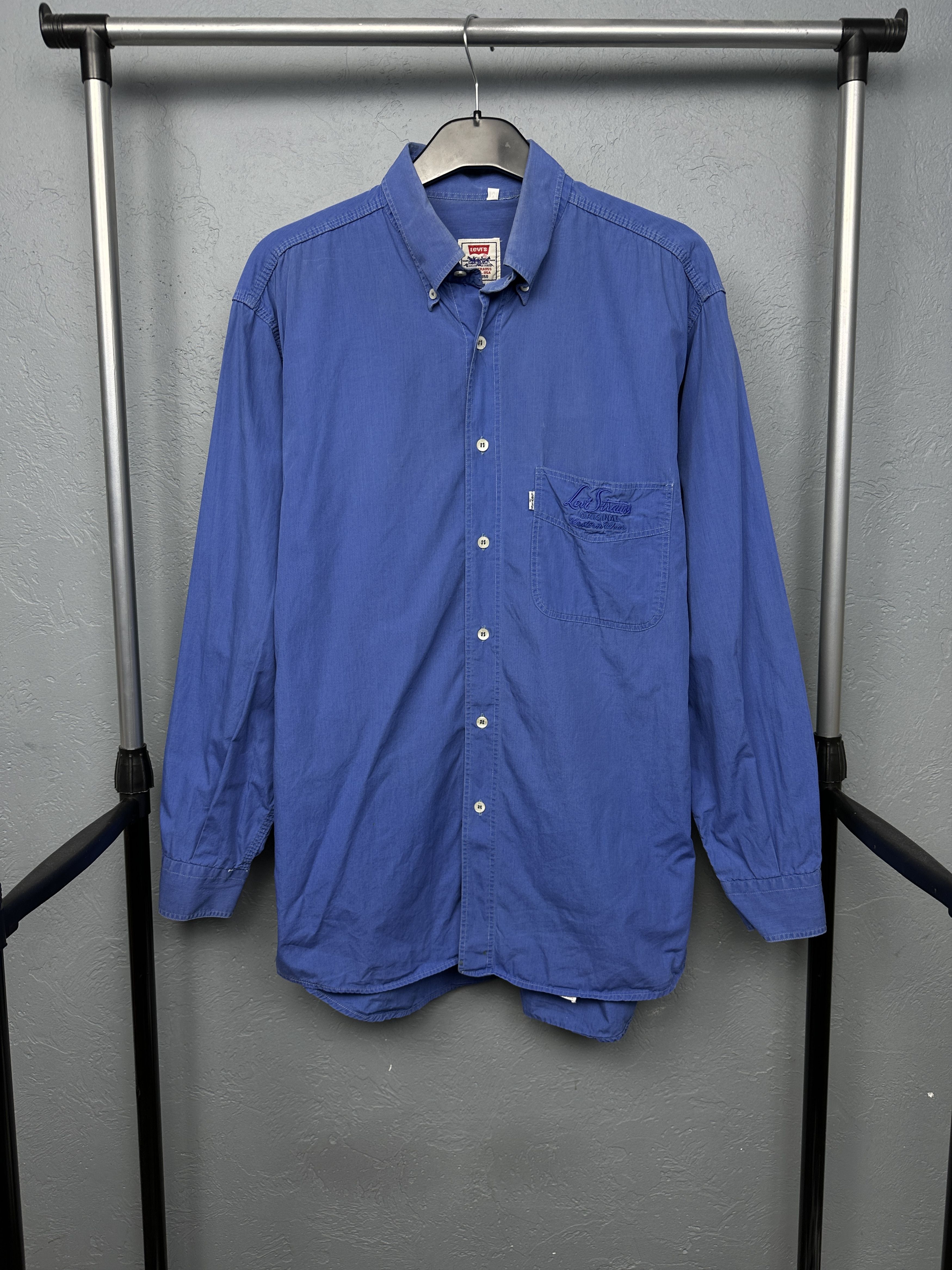 Levi's Levi's 90s Vintage Mens Shirt Size US M / EU 48-50 / 2 - 1 Thumbnail