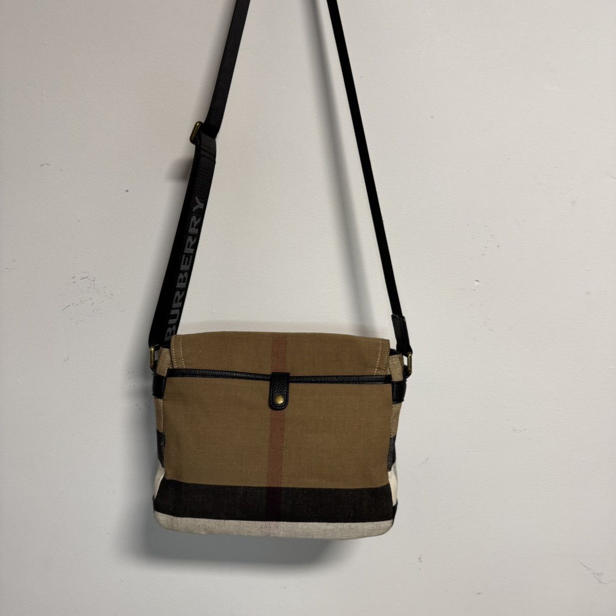 Burberry BURBERRY Canvas Mega Check Messenger Bag Crossbody LIKE NEW Size ONE SIZE - 6 Thumbnail