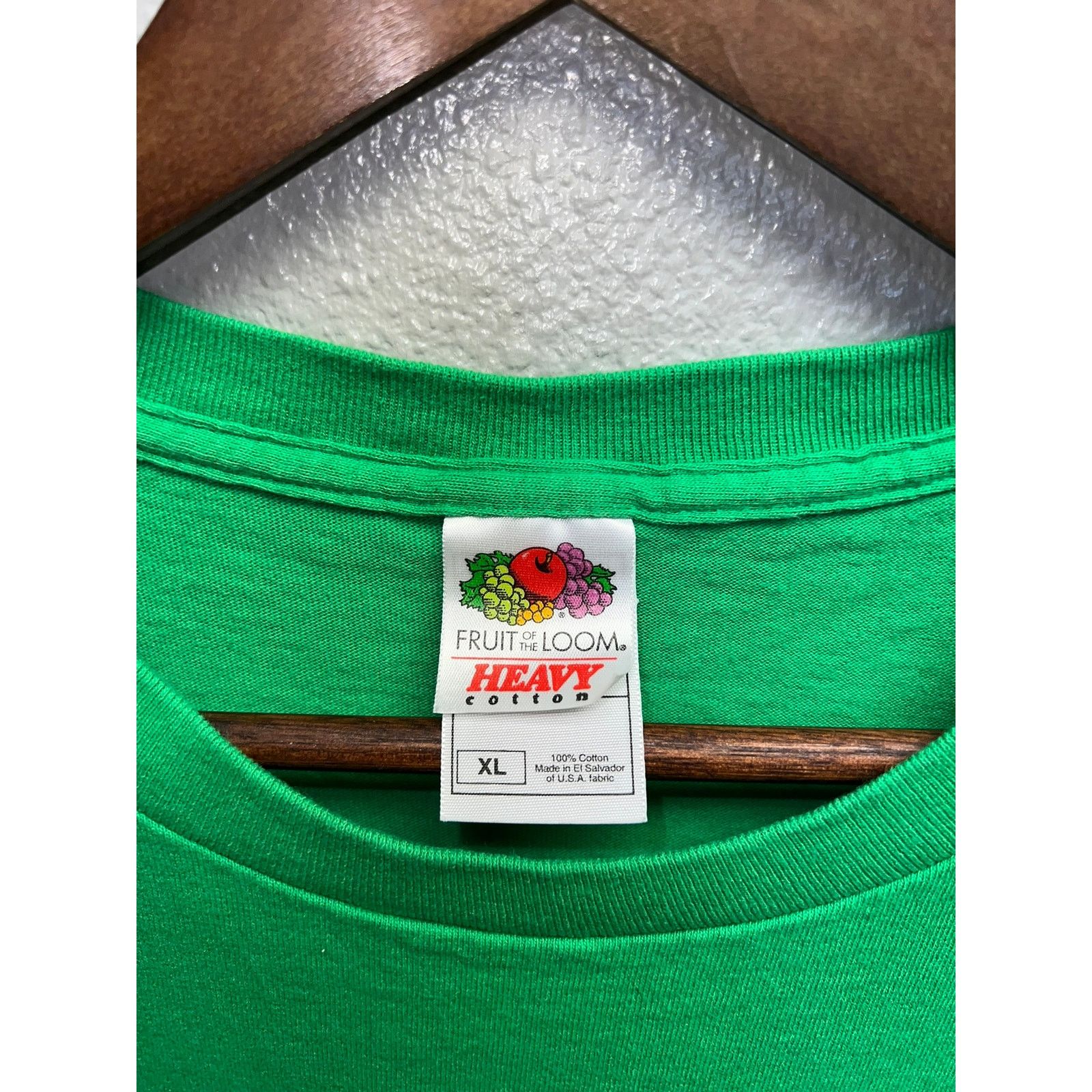 Fruit Of The Loom Vintage Chicago Bulls St. Patricks Day Shirt NBA Tee XL Size US XL / EU 56 / 4 - 4 Thumbnail