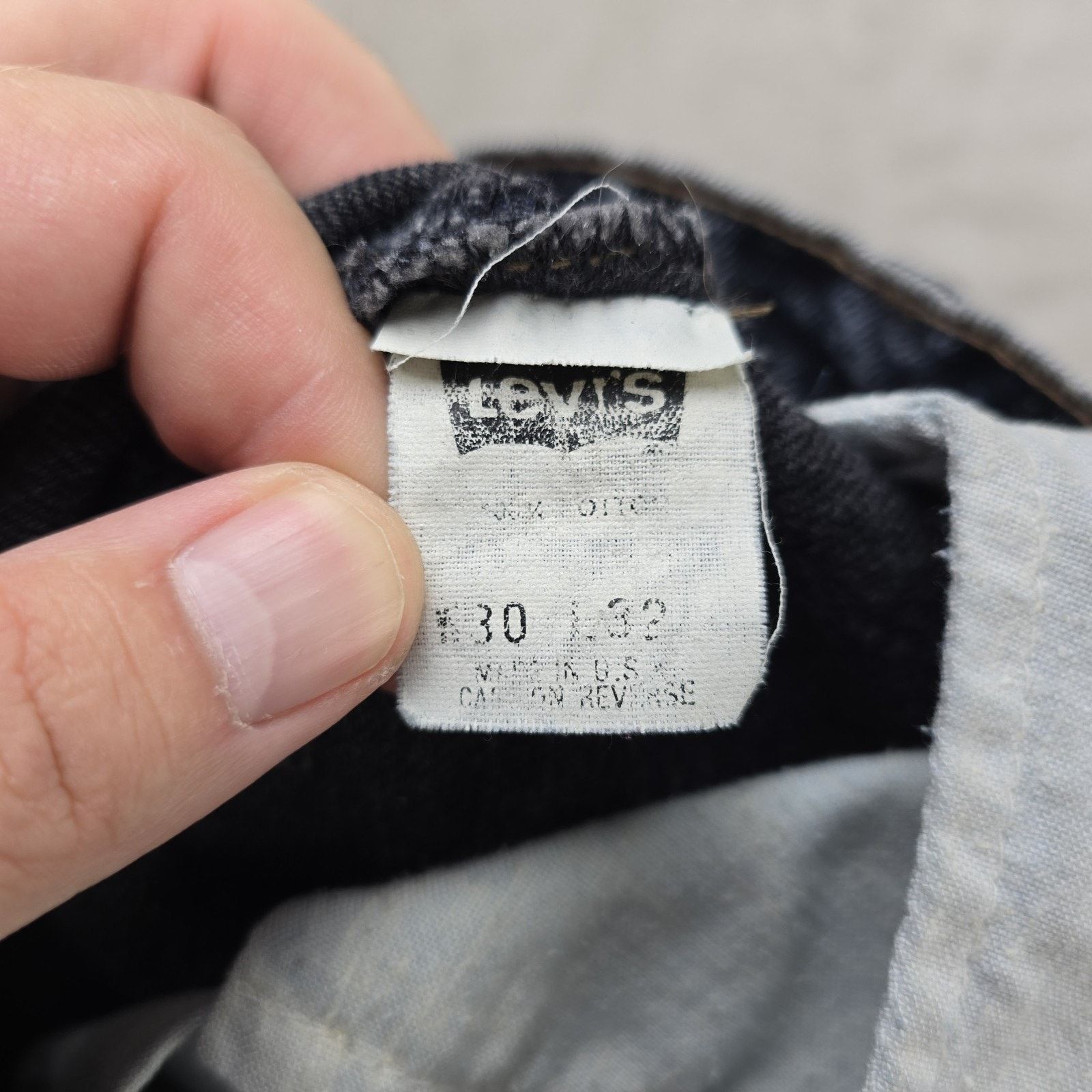 Levi's VTG Levis 550 Jeans Mens 30x32 (Fits 28x20) Made in USA 80s Size US 28 / EU 44 - 4 Thumbnail