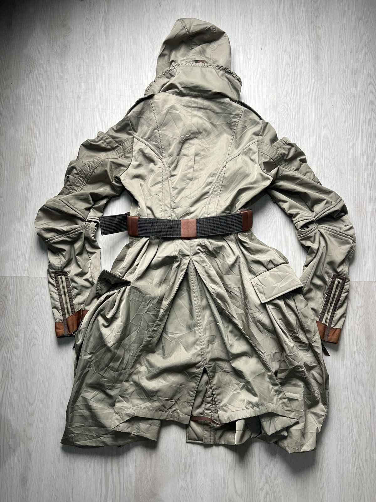 Marithe + Francois Girbaud Marithe Francois Girbaud Belted Military Bondage Jacket Size US M / EU 48-50 / 2 - 3 Thumbnail
