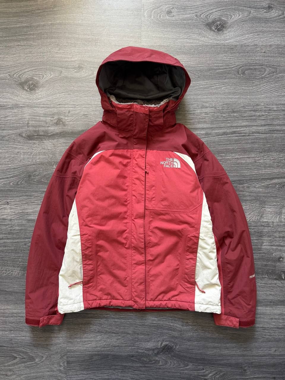 The North Face The North Face HyVent Hooded Rain Jacket Hiking Outdoors Size S / US 4 / IT 40 - 1 Thumbnail