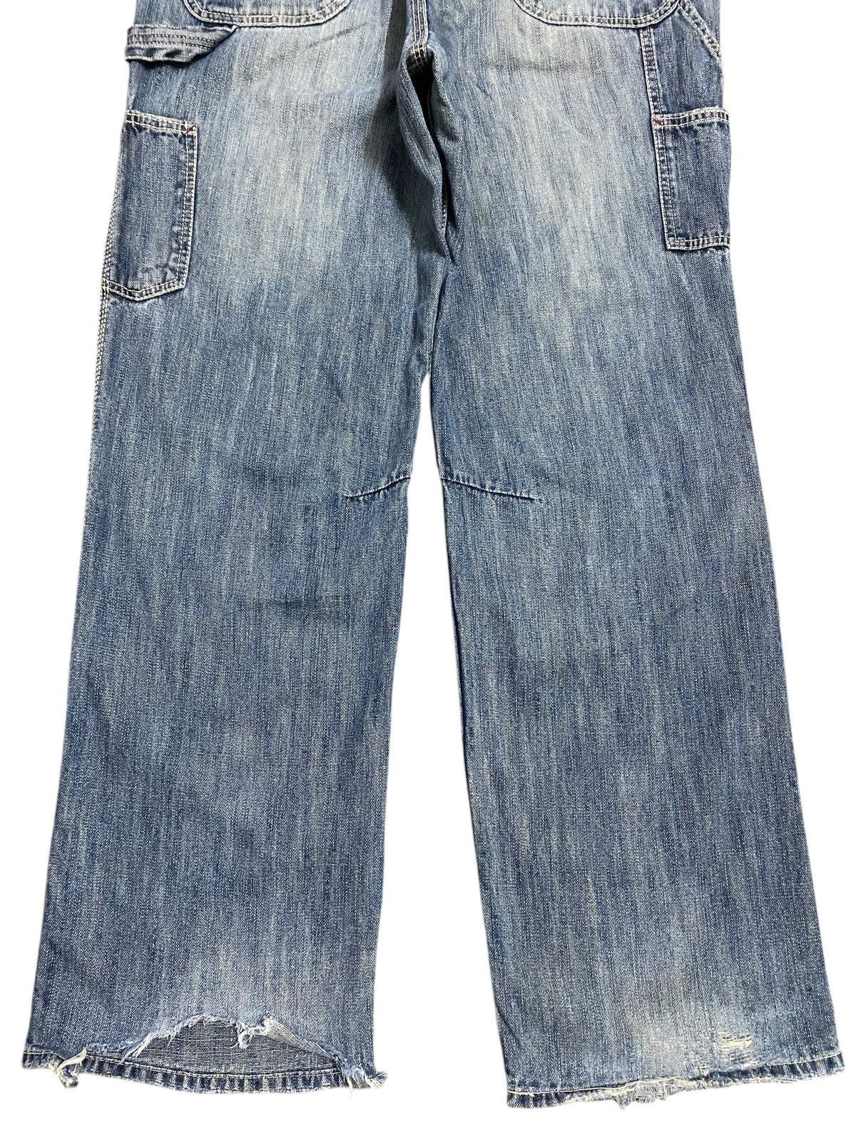 Japanese Brand Vintage Japanese Brand Blue Wash Distressed Punk Baggy Jeans Size US 34 / EU 50 - 8 Thumbnail
