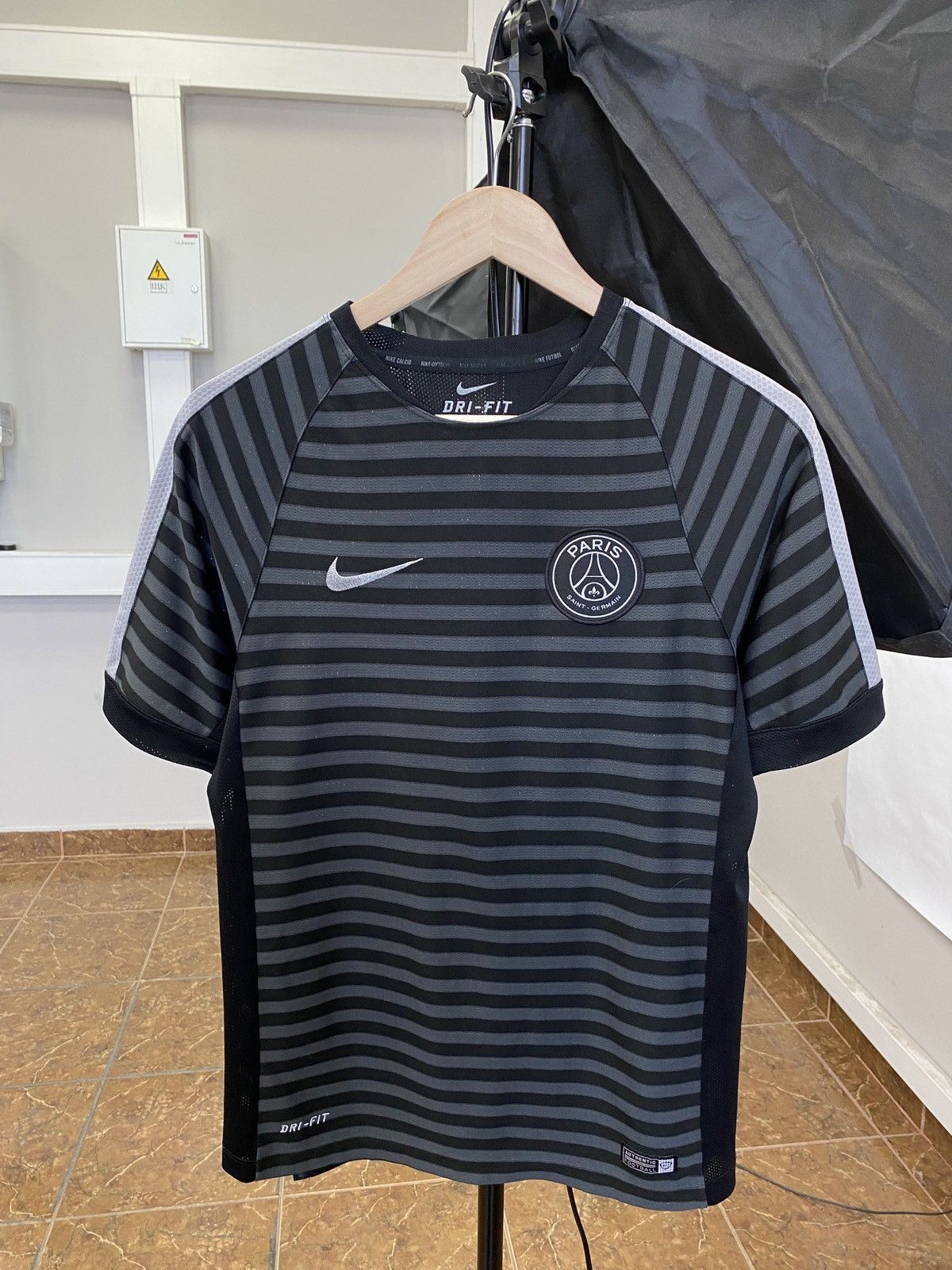 Nike Nike PSG Paris Saint Germain Soccer Jerseys T-Shirt Y2K Size US S / EU 44-46 / 1 - 1 Thumbnail