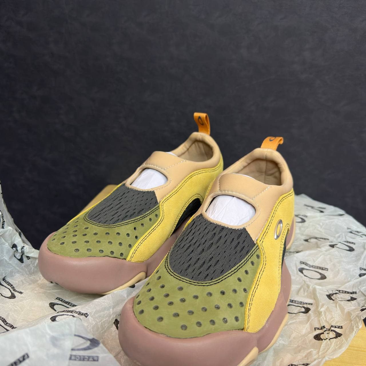 Brain Dead × Oakley Oakley X Brain Dead Suede Flesh Sandal New Rare 6.5 Size US 6.5 / IT 36.5 - 8 Thumbnail