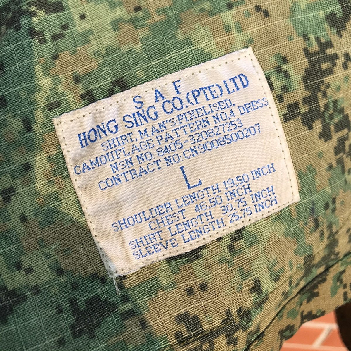 Army Of Me Singapore Army Milittary Official SAF Shirt Man Pixelised Size US L / EU 52-54 / 3 - 7 Thumbnail