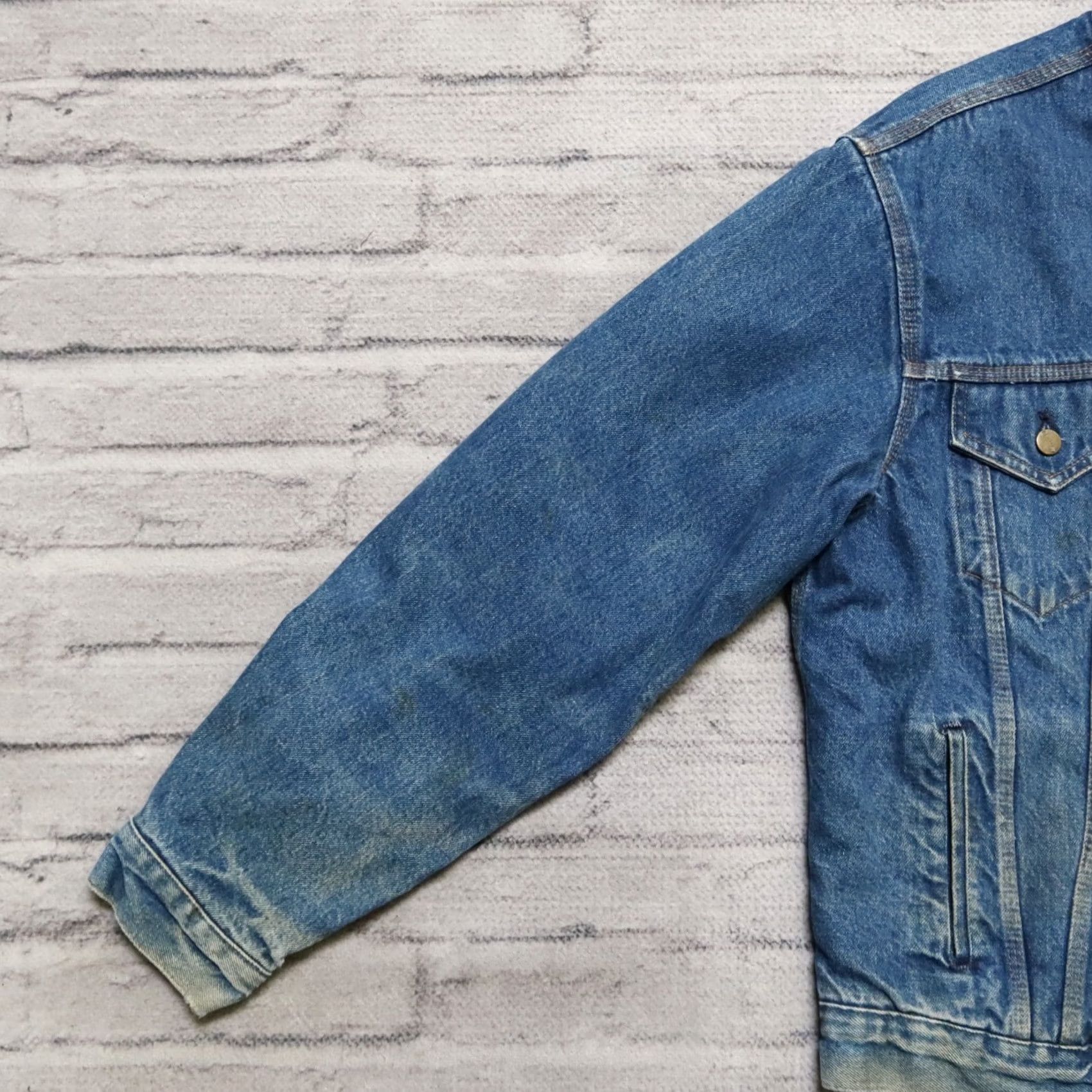 Carhartt Vintage Carhartt Denim Trucker Jacket Medium Wash 44 Mens Size 44 WIP Size US 44 / EU 60 - 4 Thumbnail