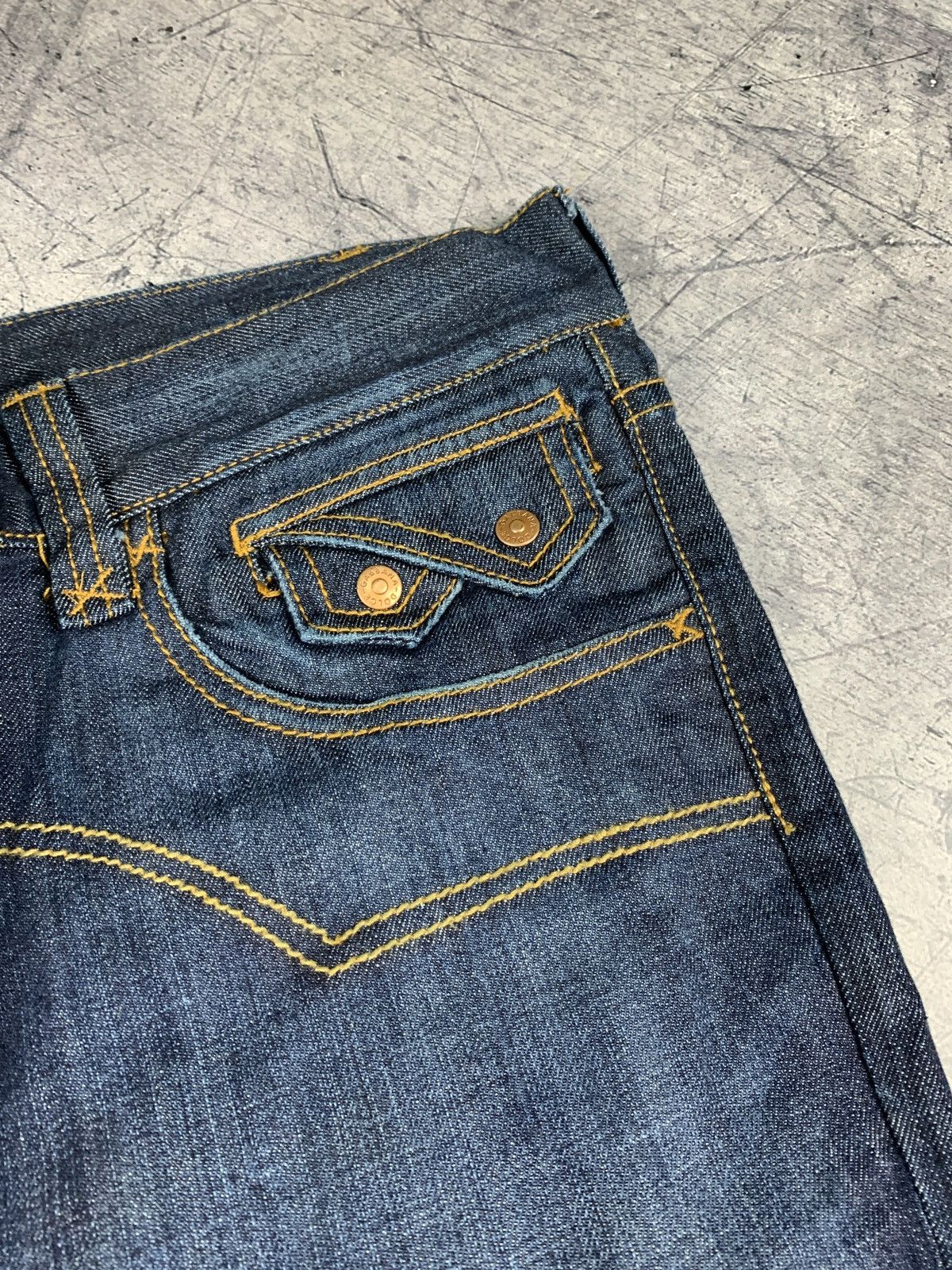 Dolce & Gabbana Vintage Dolce Gabbana Jeans Made in Italy 90s Size US 32 / EU 48 - 11 Thumbnail
