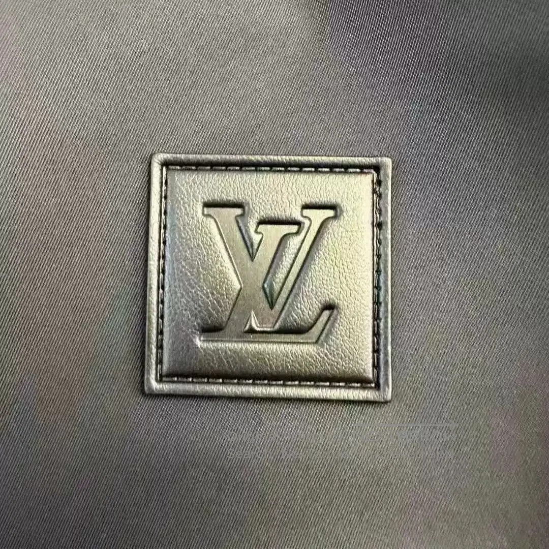 Louis Vuitton Louis Vuitton 25 Logo Reversible Jacket. Size US S / EU 44-46 / 1 - 2 Thumbnail