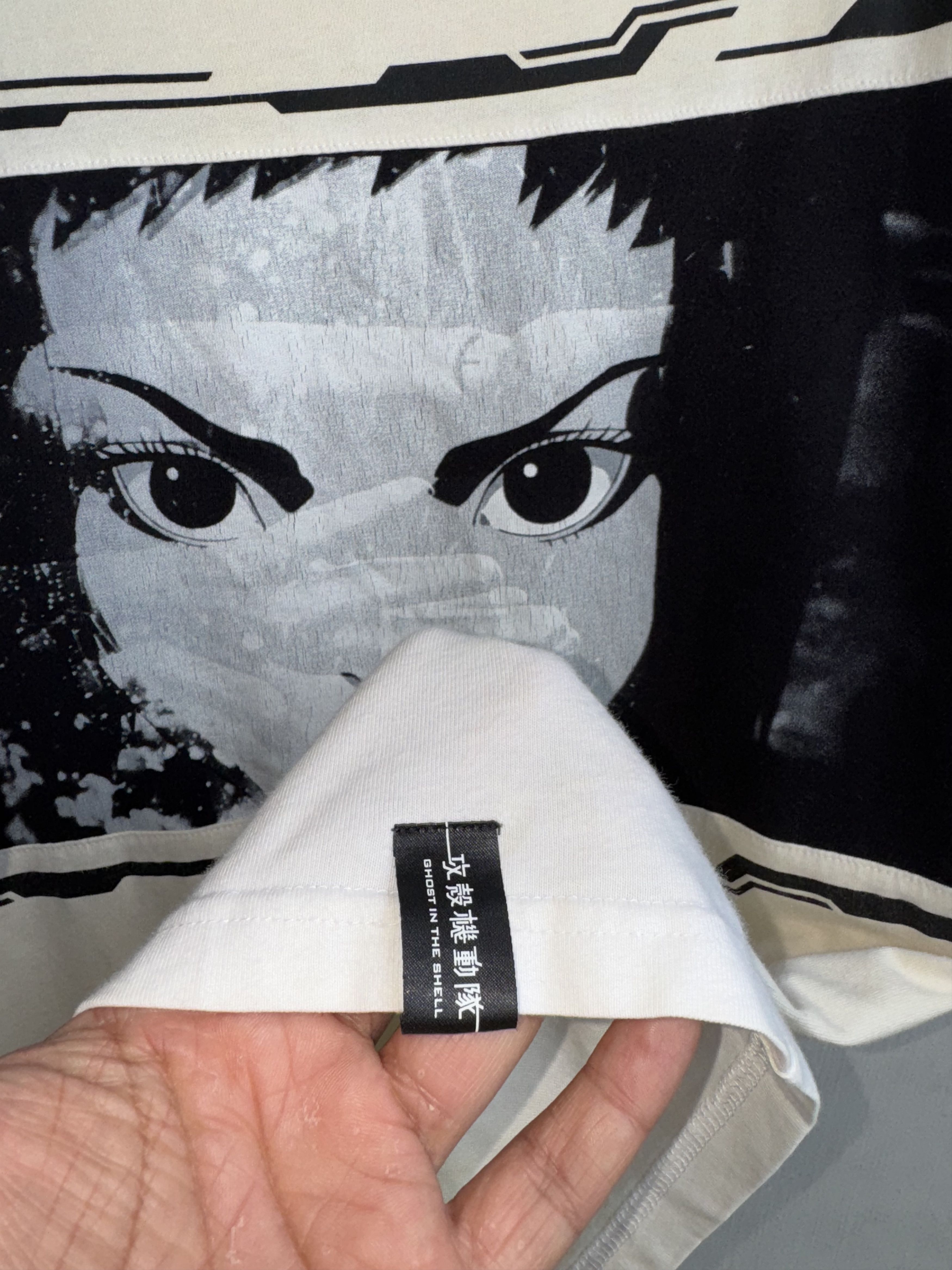 Uniqlo Ghost In The Shell Uniqlo Shirt Size US L / EU 52-54 / 3 - 4 Thumbnail