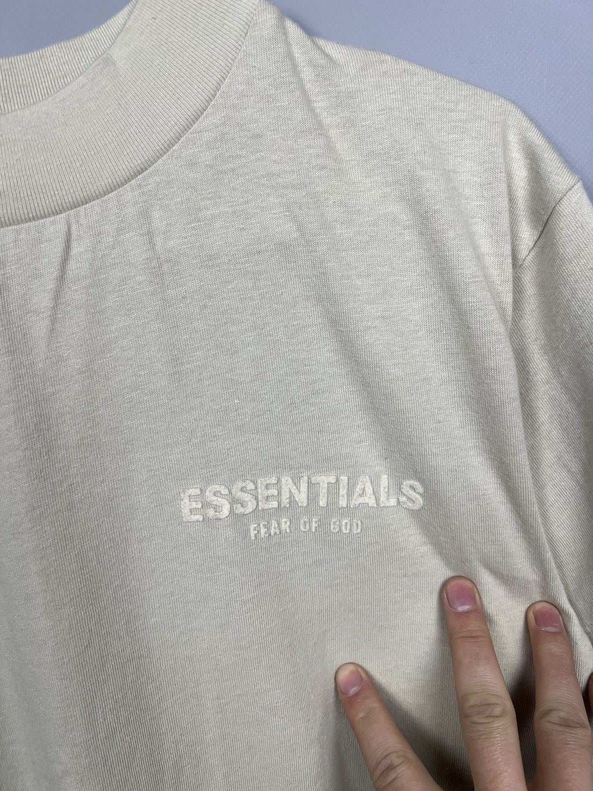 Essentials Fear of God Essentials beige tee tshirt Size S / US 4 / IT 40 - 2 Thumbnail