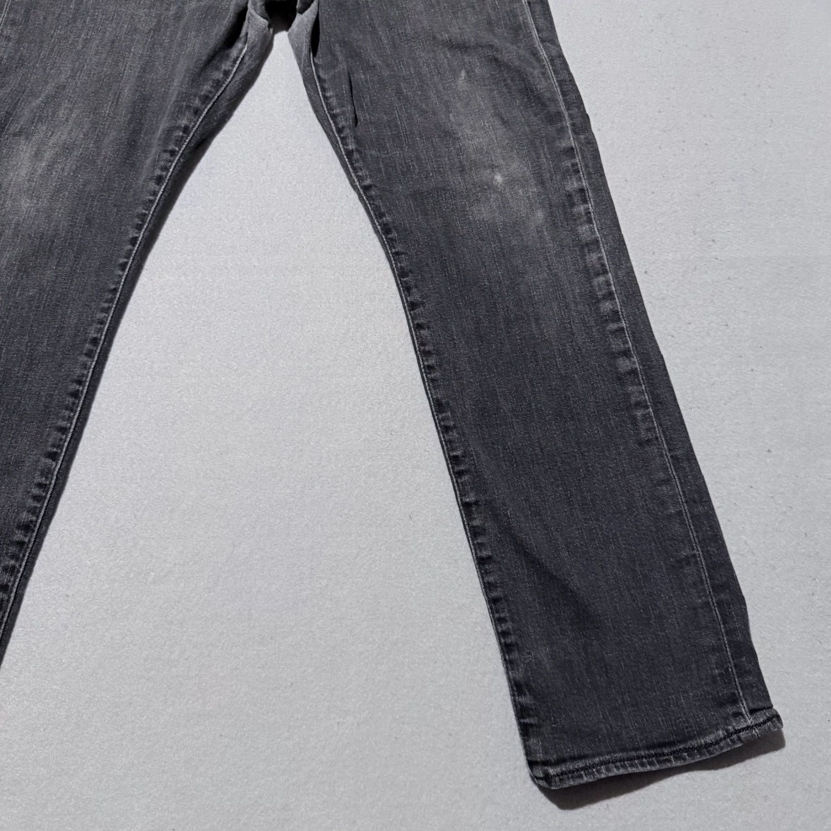 Levi's Levi's 513 Jeans Men's Gray Denim Mid Rise Zip Fly Slim Size US 33 - 6 Thumbnail