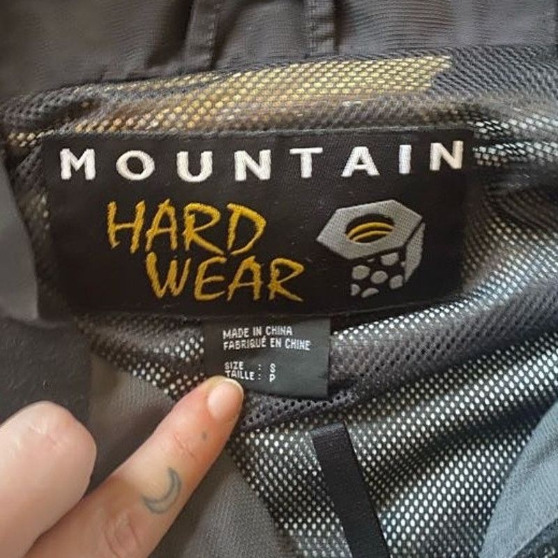Mountain Hardwear Mountain Hardwear Rain Jacket Grey and Black Size US S / EU 44-46 / 1 - 2 Thumbnail