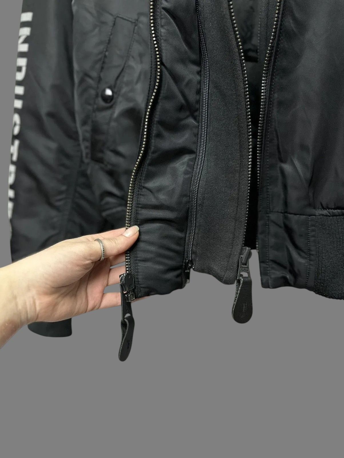 Vintage Alpha Industries Black Bomber Jacket Military Flight Style Size US L / EU 52-54 / 3 - 9 Thumbnail
