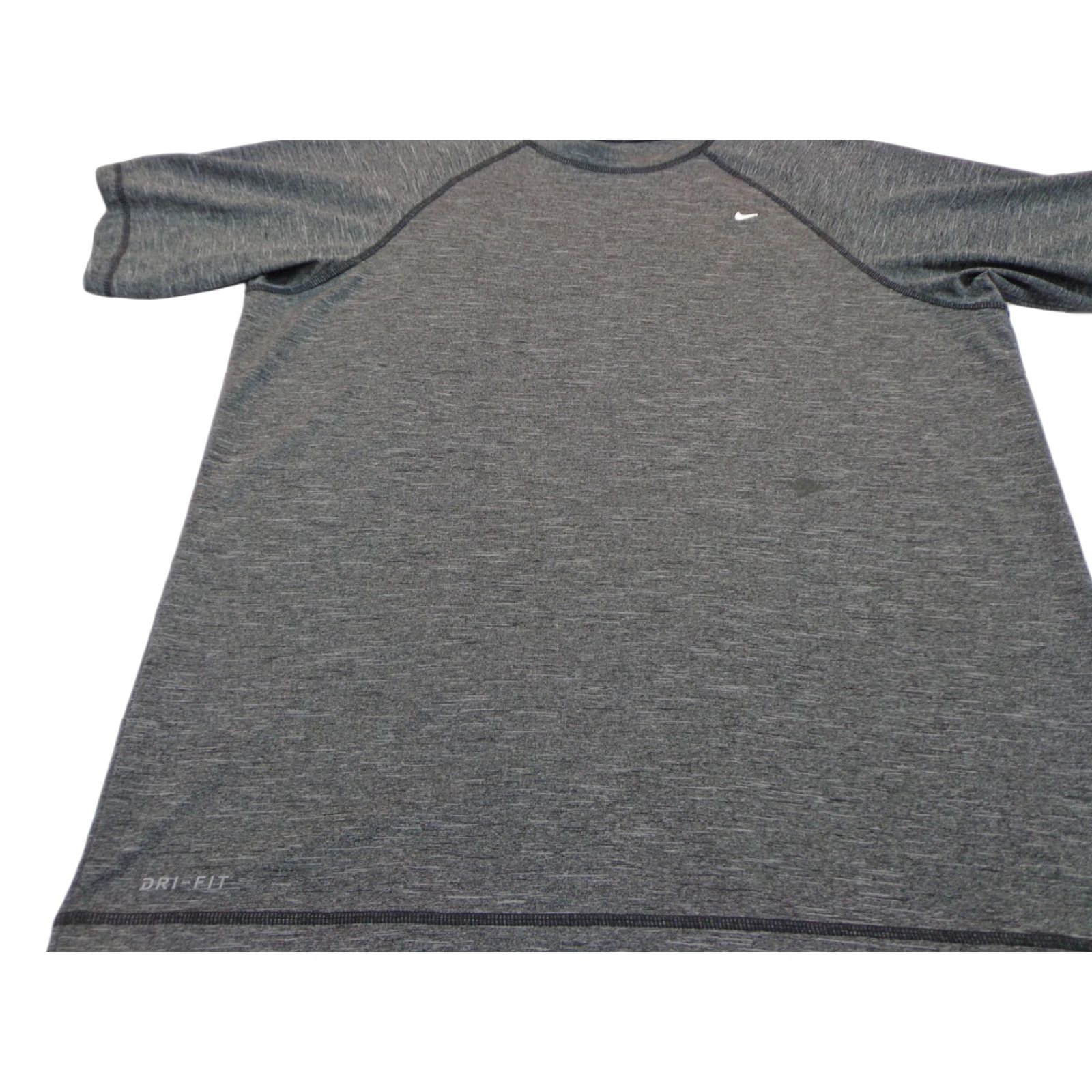 Nike Nike Dri Fit T‑Shirt Charcoal Heather Gray Size L Mens Athletic Running & Jogging Shirt Size US L / EU 52-54 / 3 - 1 Thumbnail