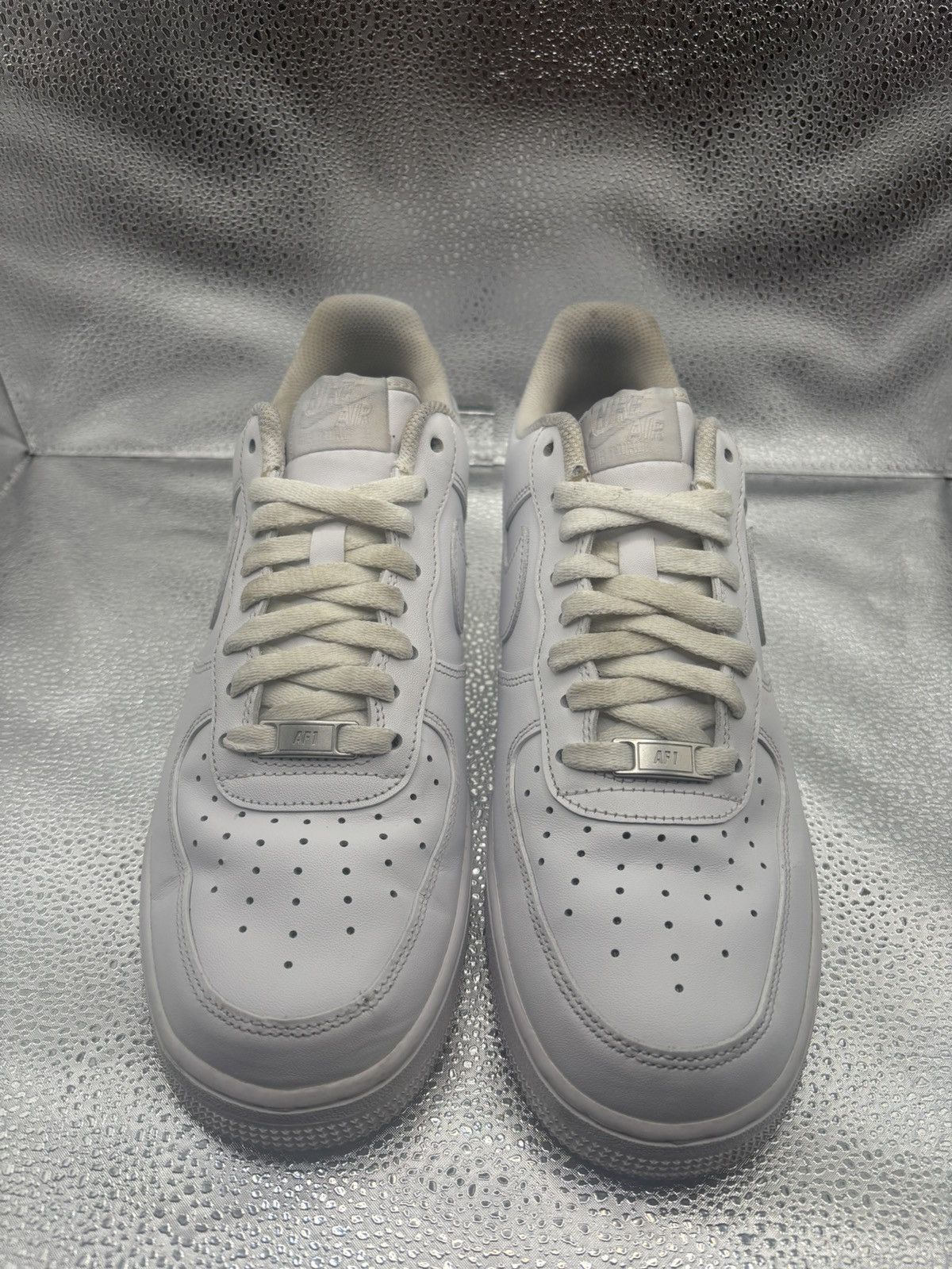 Nike Nike air force 1 low triple white Size US 10 / EU 43 - 2 Thumbnail