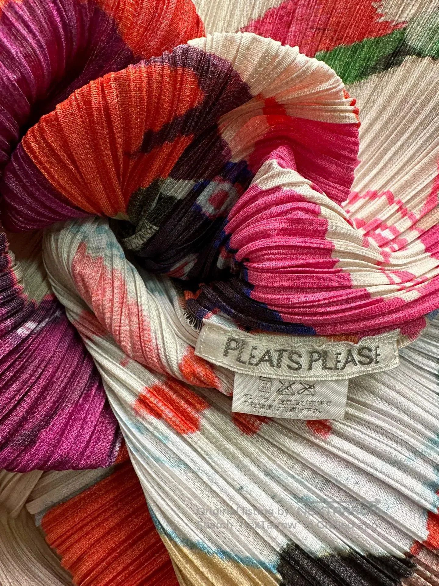 Pleats Please Issey Miyake Issey Miyake 01SS Comic Pleats Tank. Size L / US 10 / IT 46 - 9 Thumbnail