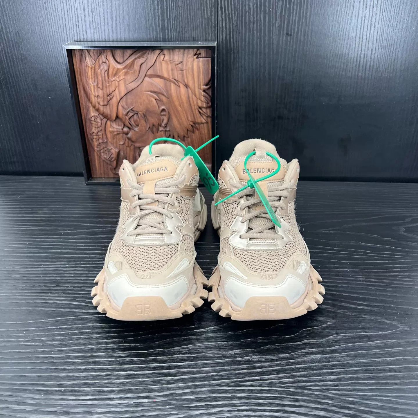 Balenciaga Balenciaga Track 3 Distressed Beige 38 Near New Size US 8 / IT 38 - 8 Thumbnail