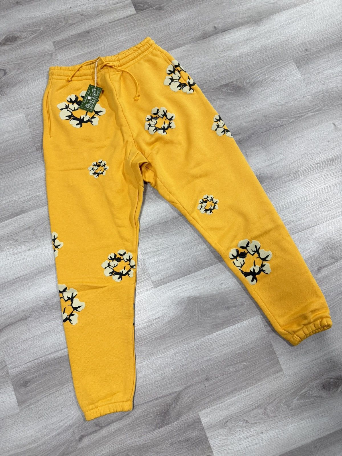 Denim Tears Cactus Wreath Sweatpants – (XLARGE)