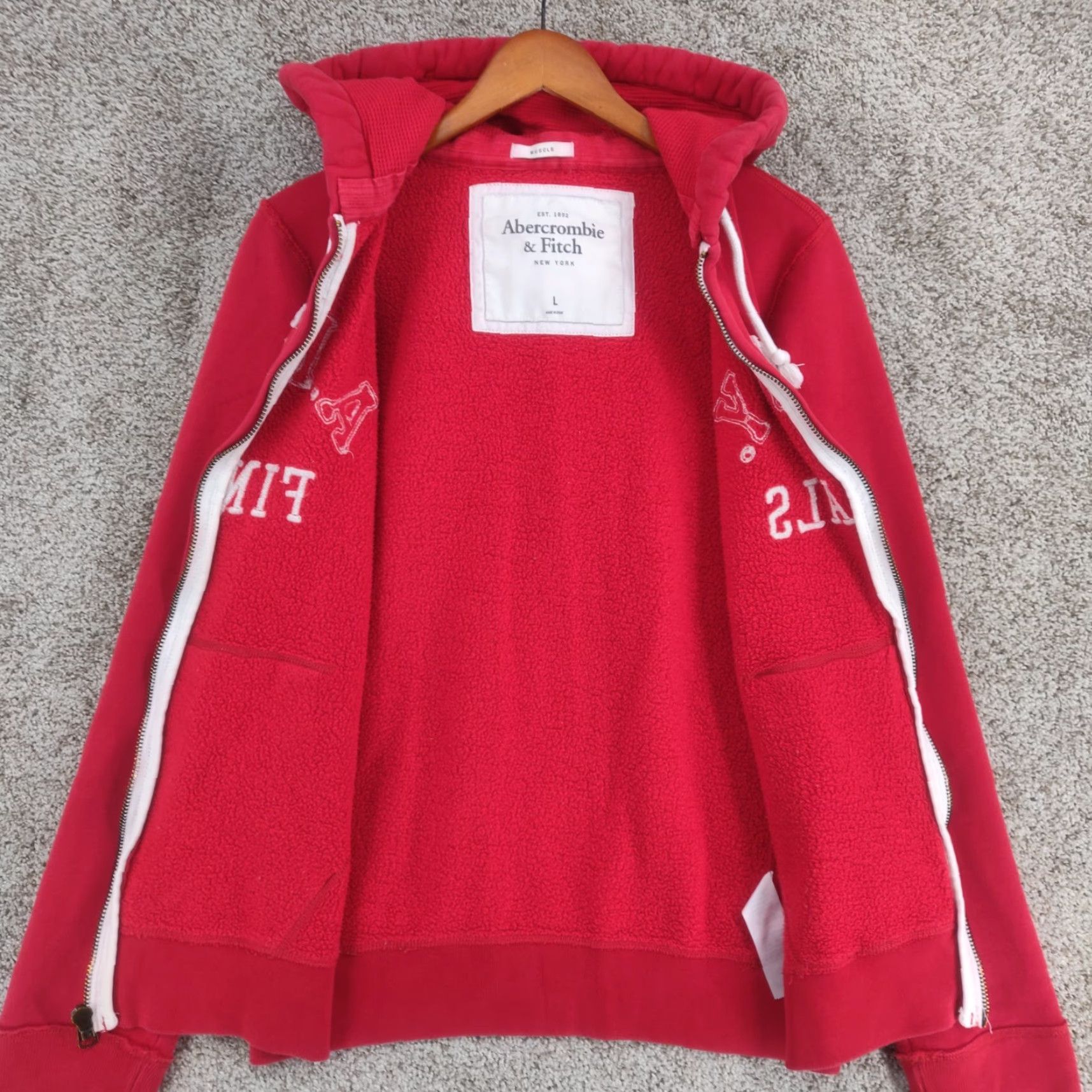 Abercrombie & Fitch VINTAGE Abercrombie & Fitch Hoodie Mens Large Red Full Zip Distressed Fleece Size US L / EU 52-54 / 3 - 7 Thumbnail