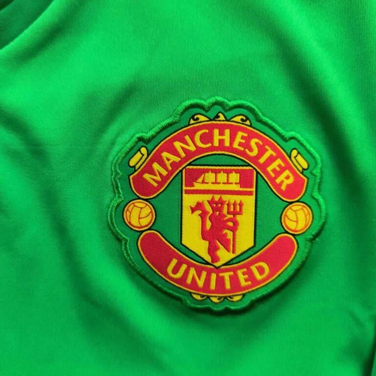 Adidas Manchester United 2015-16 goalkeeper football jersey size M Size US M / EU 48-50 / 2 - 3 Thumbnail