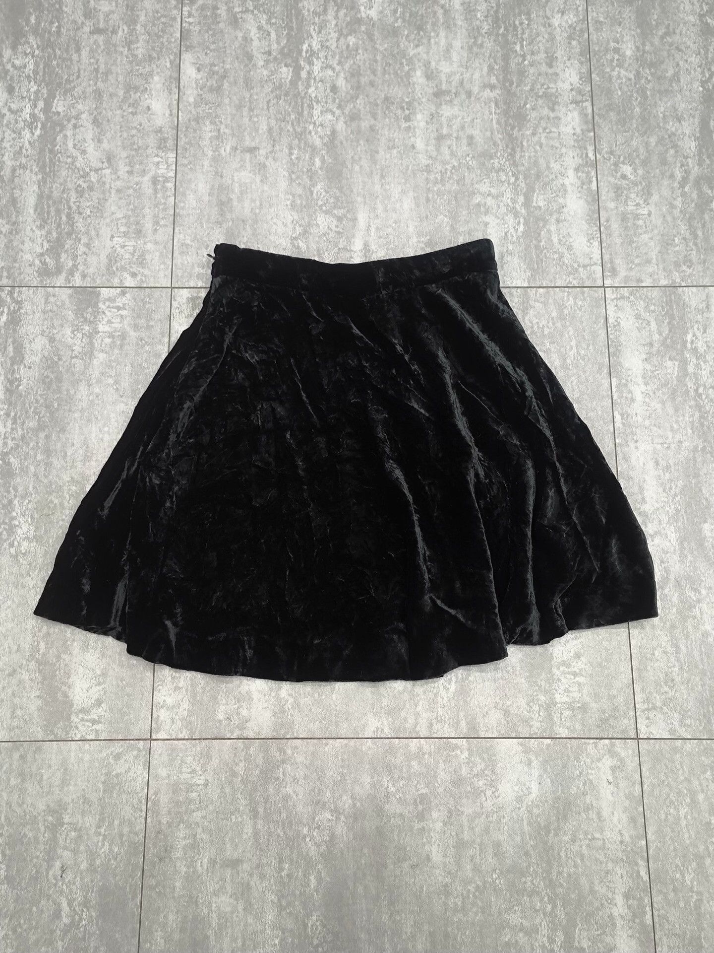 Miu Miu Miu Miu Velvet Black Skirt 36 Women Size 36" / US 14 / IT 50 - 1 Thumbnail