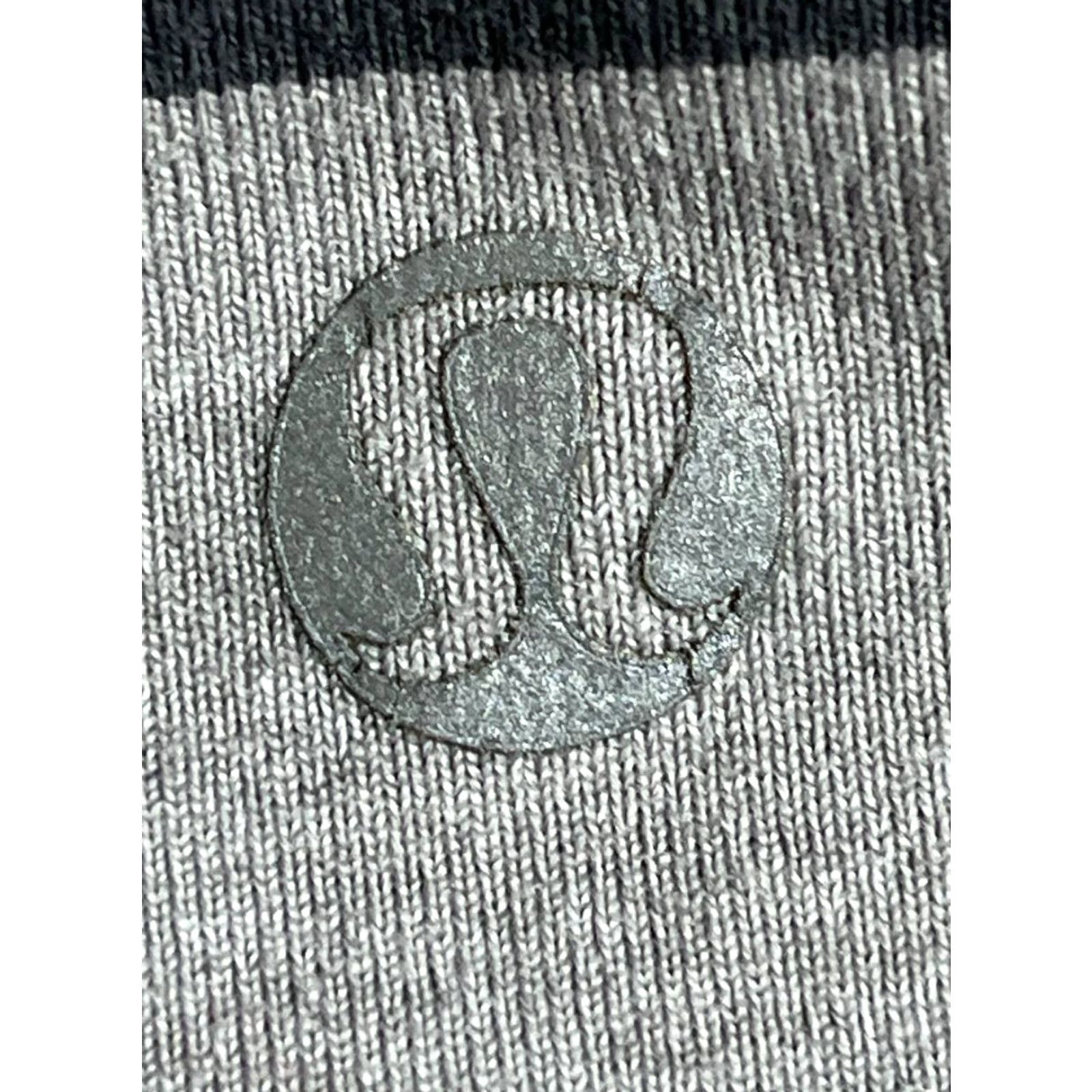 Lululemon Lululemon Built-In Bra Tank Top Women’s Gray Size 8 Activewear Shirt Sleeveless Yoga Size M / US 6-8 / IT 42-44 - 6 Thumbnail