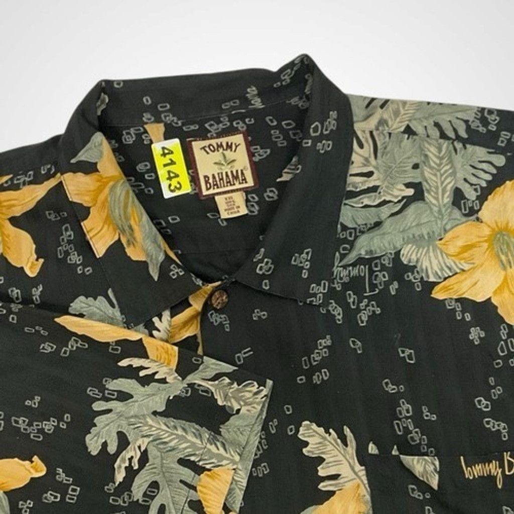 Tommy Bahama Tommy Bahama Tropical 100% Silk Button Up Shirt Men XXL Size US XXL / EU 58 / 5 - 1 Thumbnail