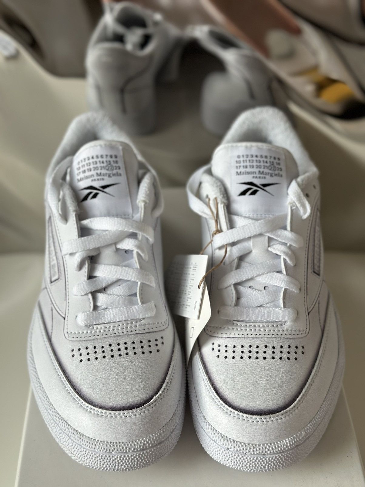 Maison Margiela × Reebok MAISON MARGIELA X REEBOK CLUB C WHITE Size US 9 / IT 39 - 7 Thumbnail
