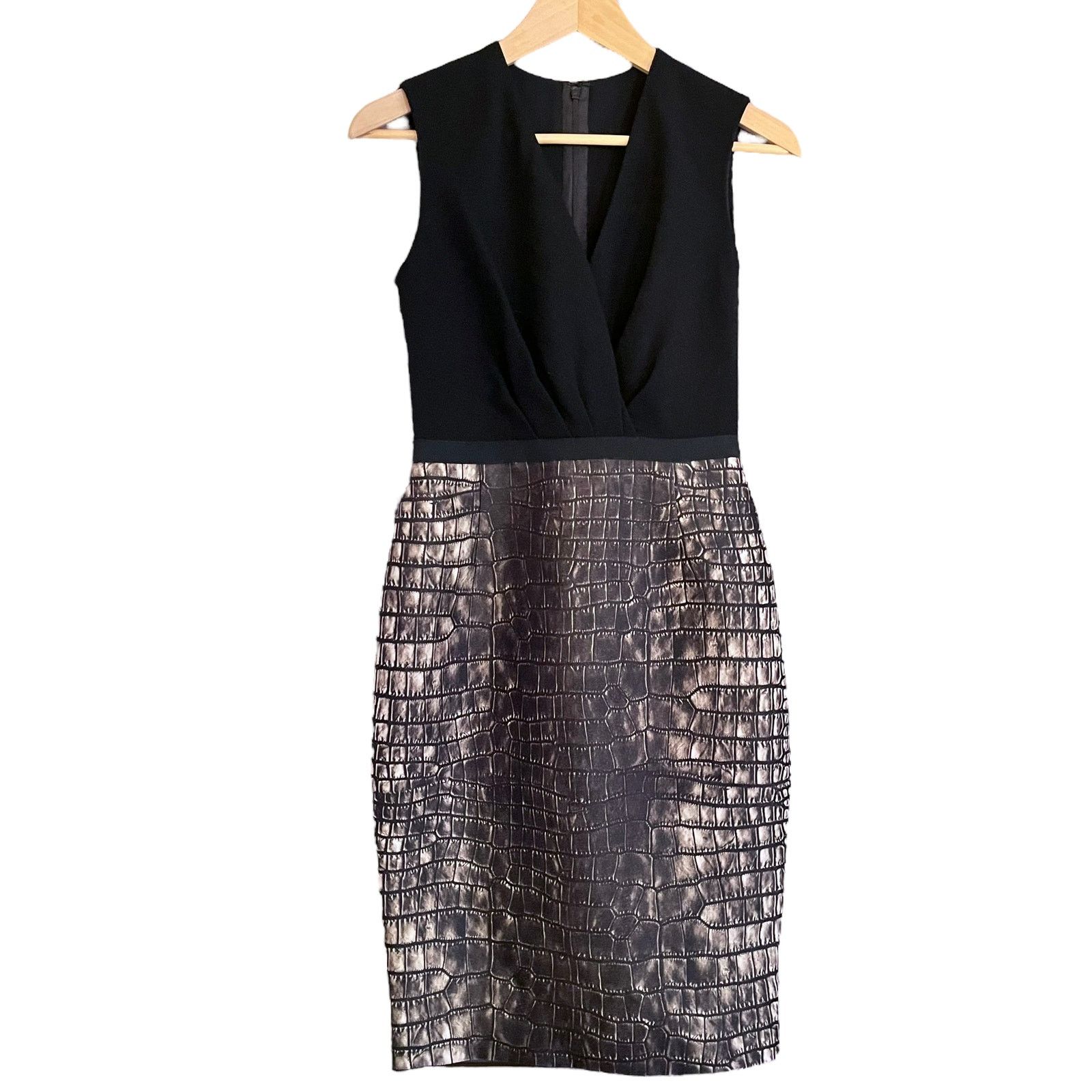 Giambattista Valli Giambattista Valli Black Surplice Crocodile Print Dress Size XS / US 0-2 / IT 36-38 - 11 Thumbnail
