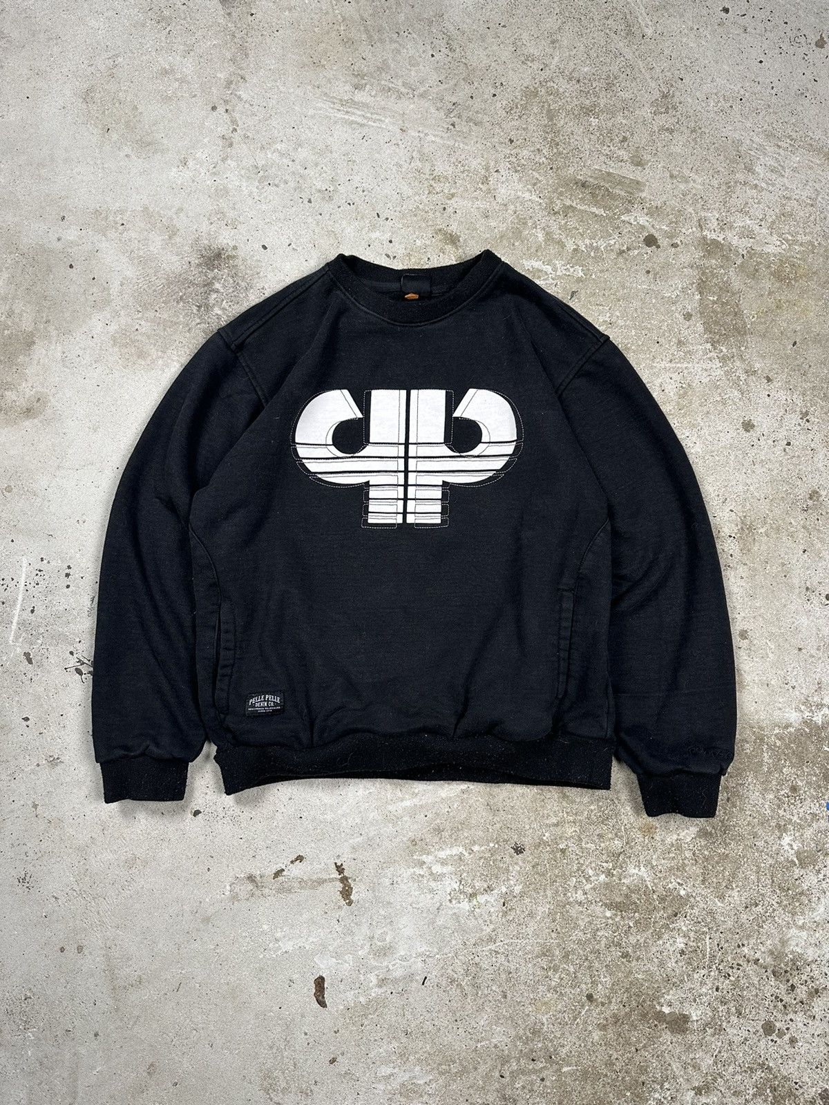 Pelle Pelle ‼️ Vintage Pelle Pelle Black Sweatshirt Crewneck Logo Heavy Size US S / EU 44-46 / 1 - 1 Thumbnail
