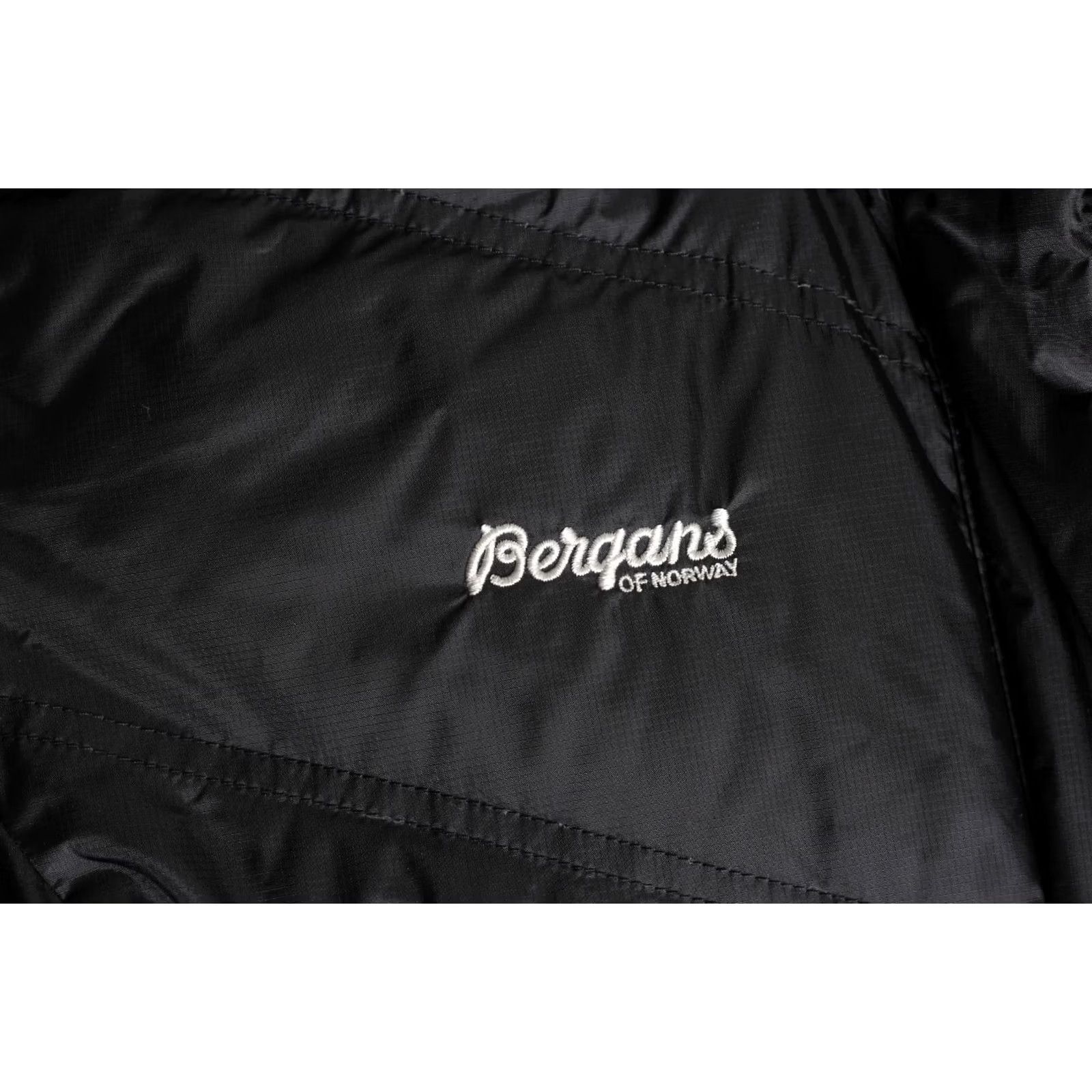 Vintage BERGANS OF NORWAY MYKING DOWN LADY Fur Hooded Jacket Women Size L Waterproof Jacket Womens L Black Size L / US 10 / IT 46 - 6 Thumbnail